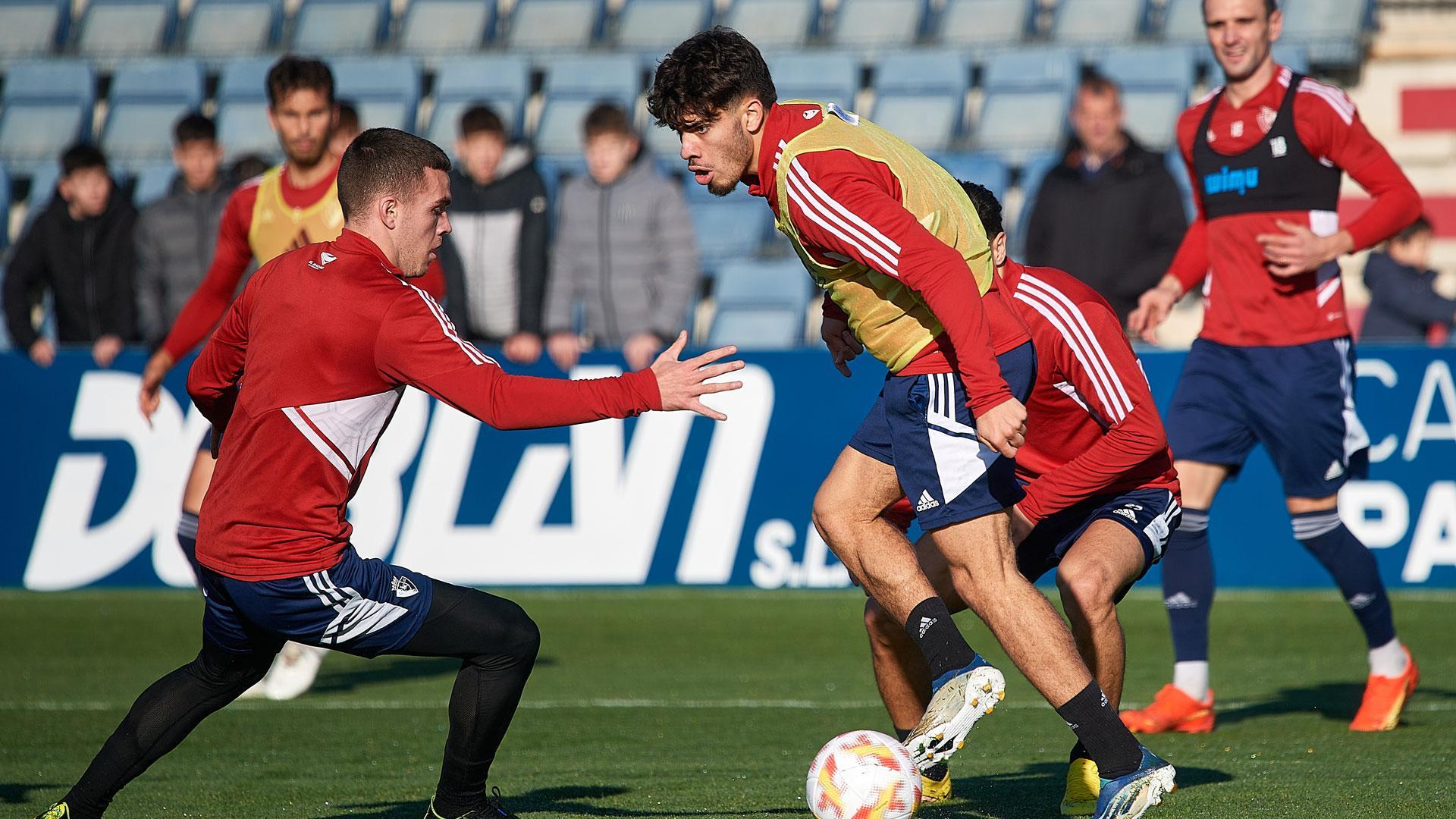 Diego Moreno y Abde durante el entrenamiento en Tajonar