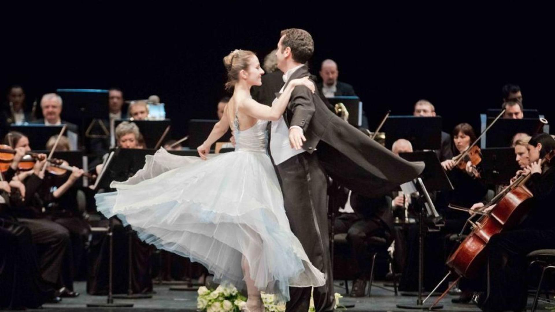 Johann Strauss-’Gran Concierto de Año Nuevo’ llega esta tarde al Gayarre.