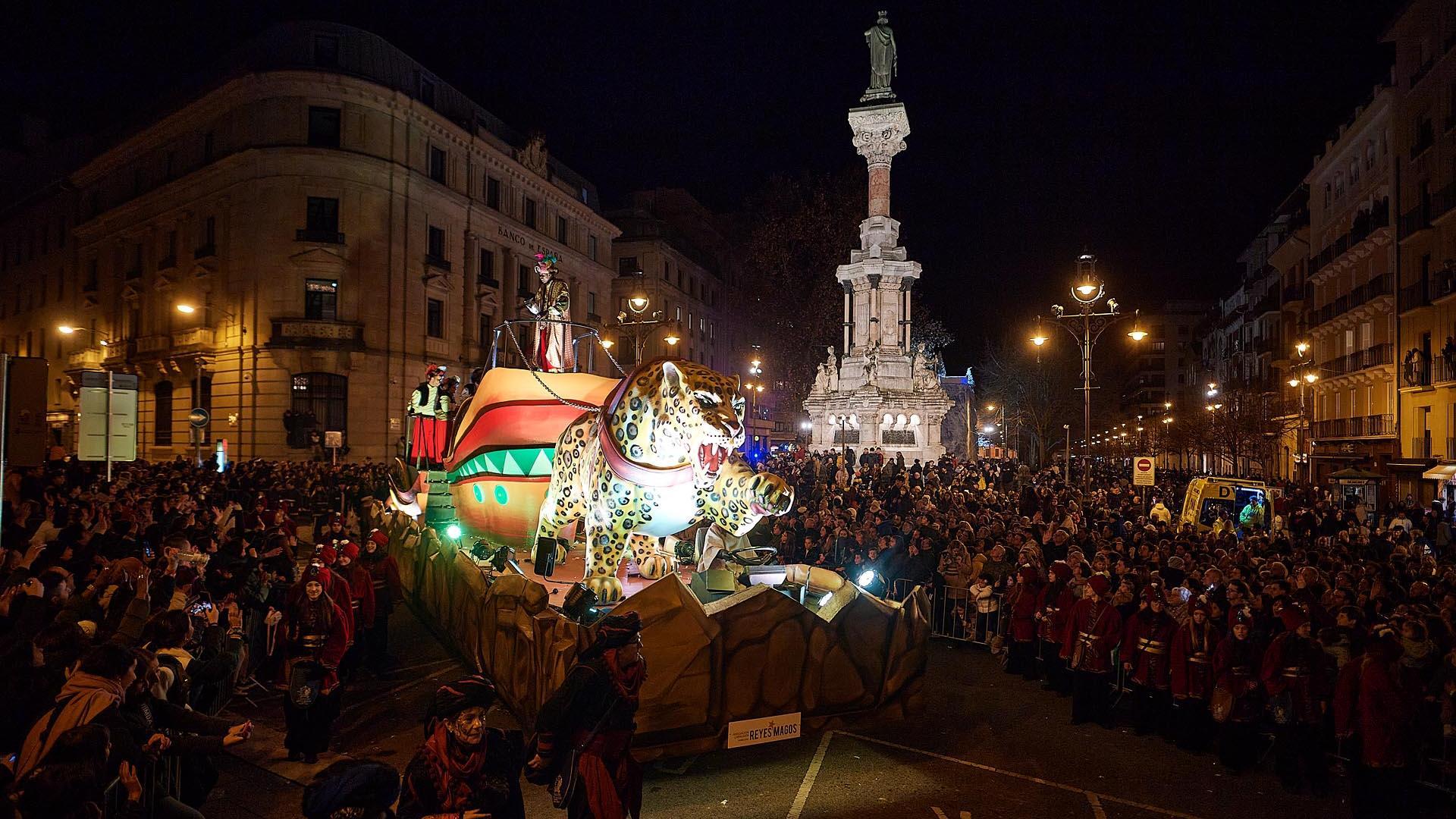 Cabalgata de Reyes Magos 2023 en Pamplona.