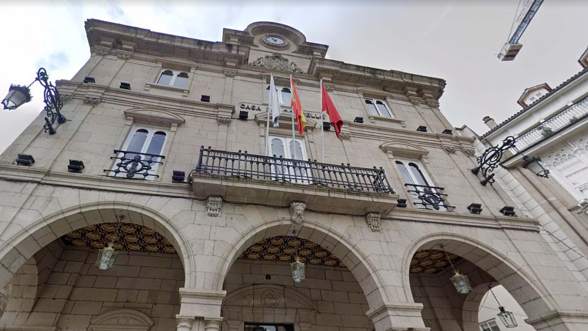 Exterior del Ayuntamiento de Ourense