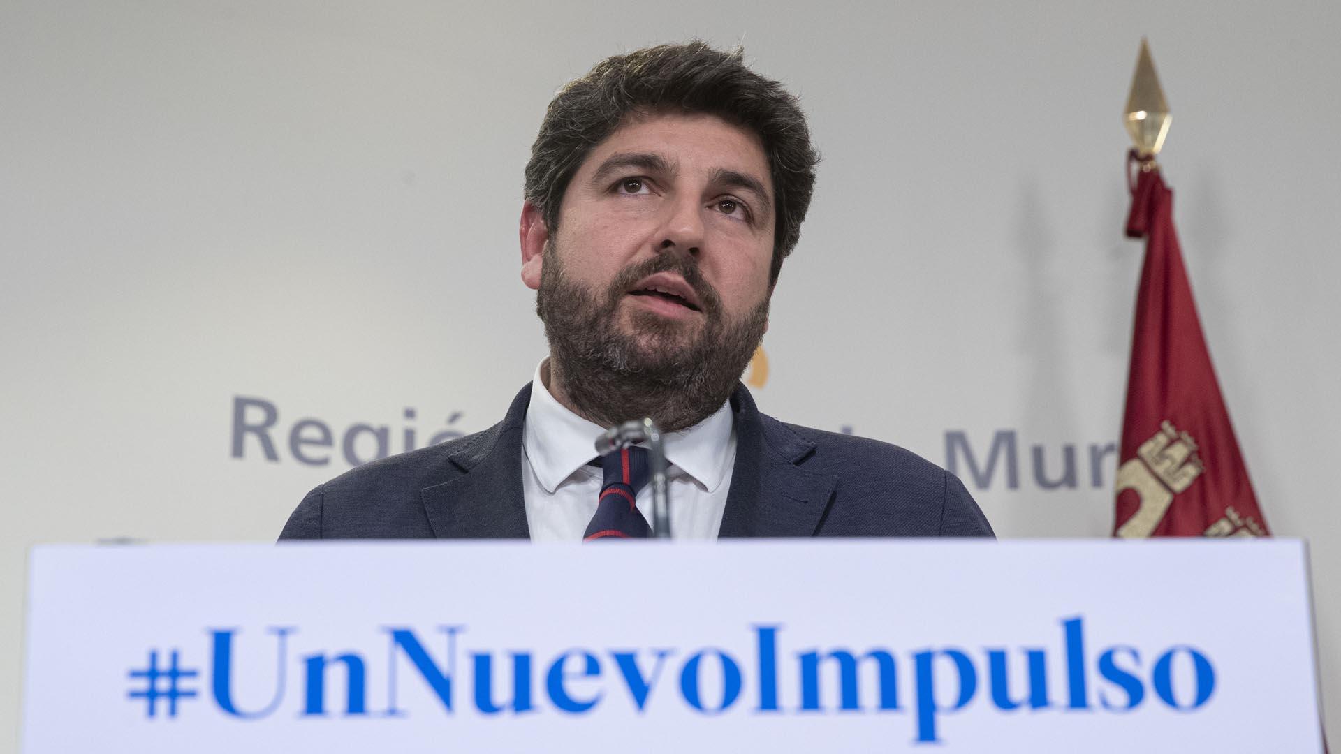 Fernando López Miras, presidente de la Región de Murcia, en la comparecencia en la que ha comunicado los cambio en el gobierno