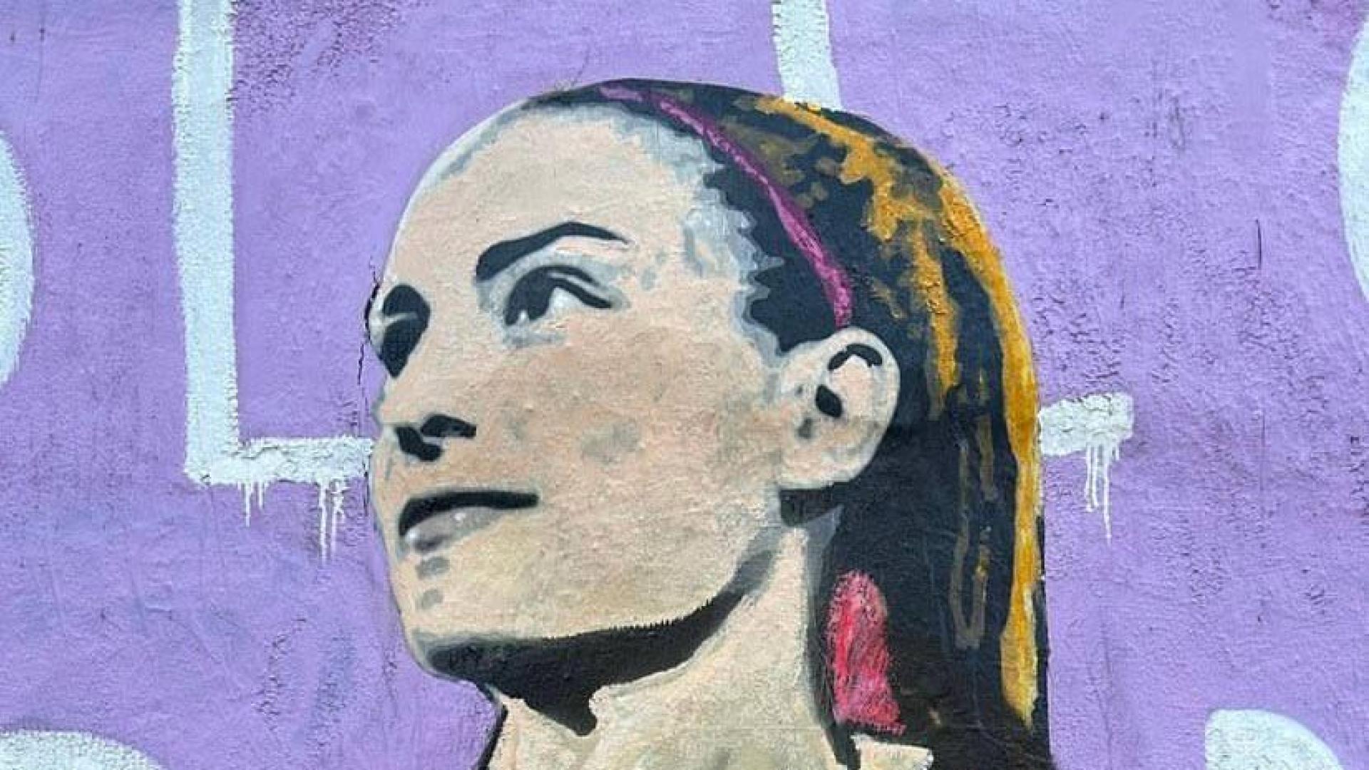 “Tortilleras” y “Fuck feminazi”, entre otros insultos, en el mural de Alexia Putellas