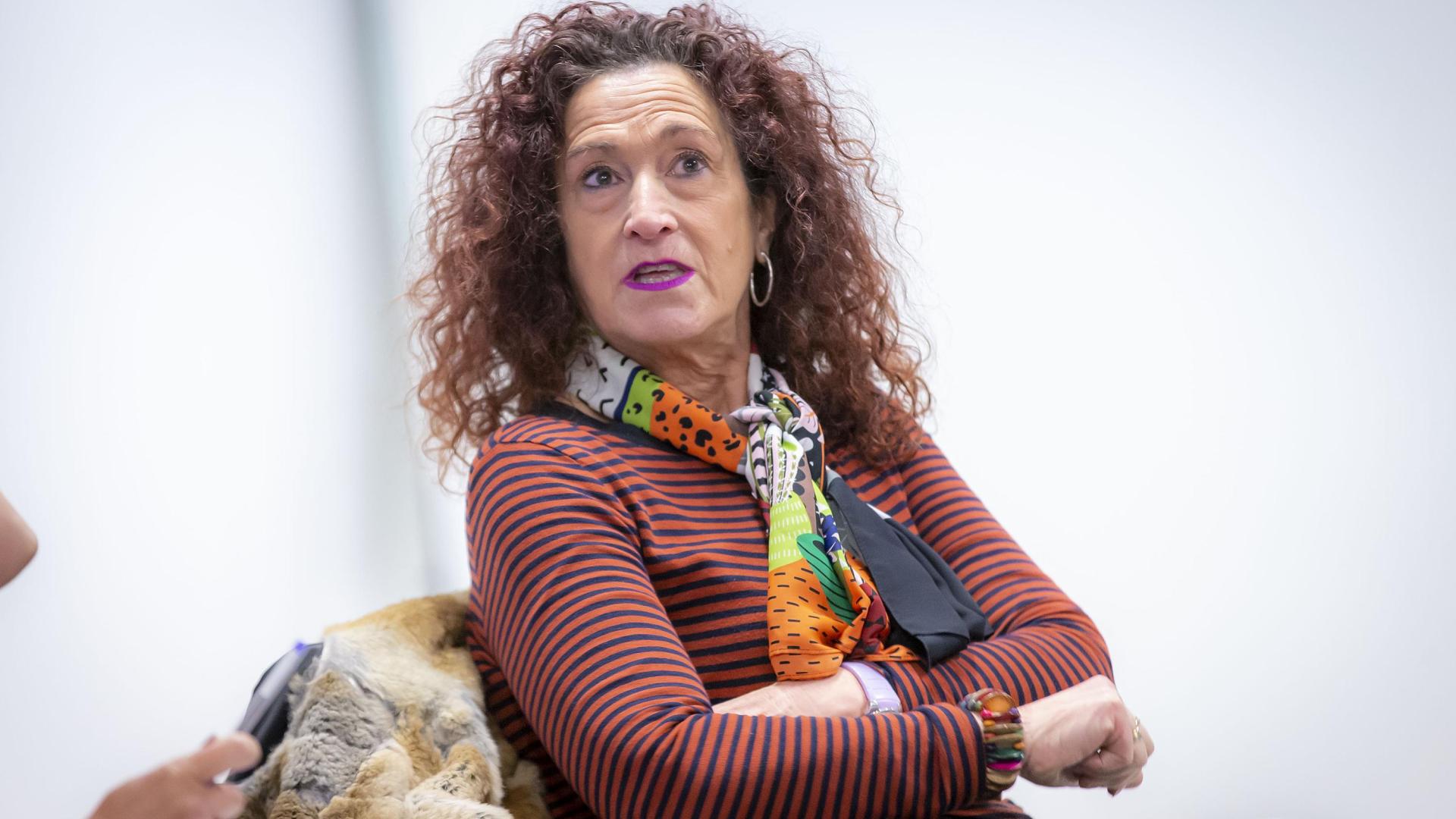 Arantza Mendióroz durante su intervención en la mesa 'Más allá del duelo: el recuerdo'.