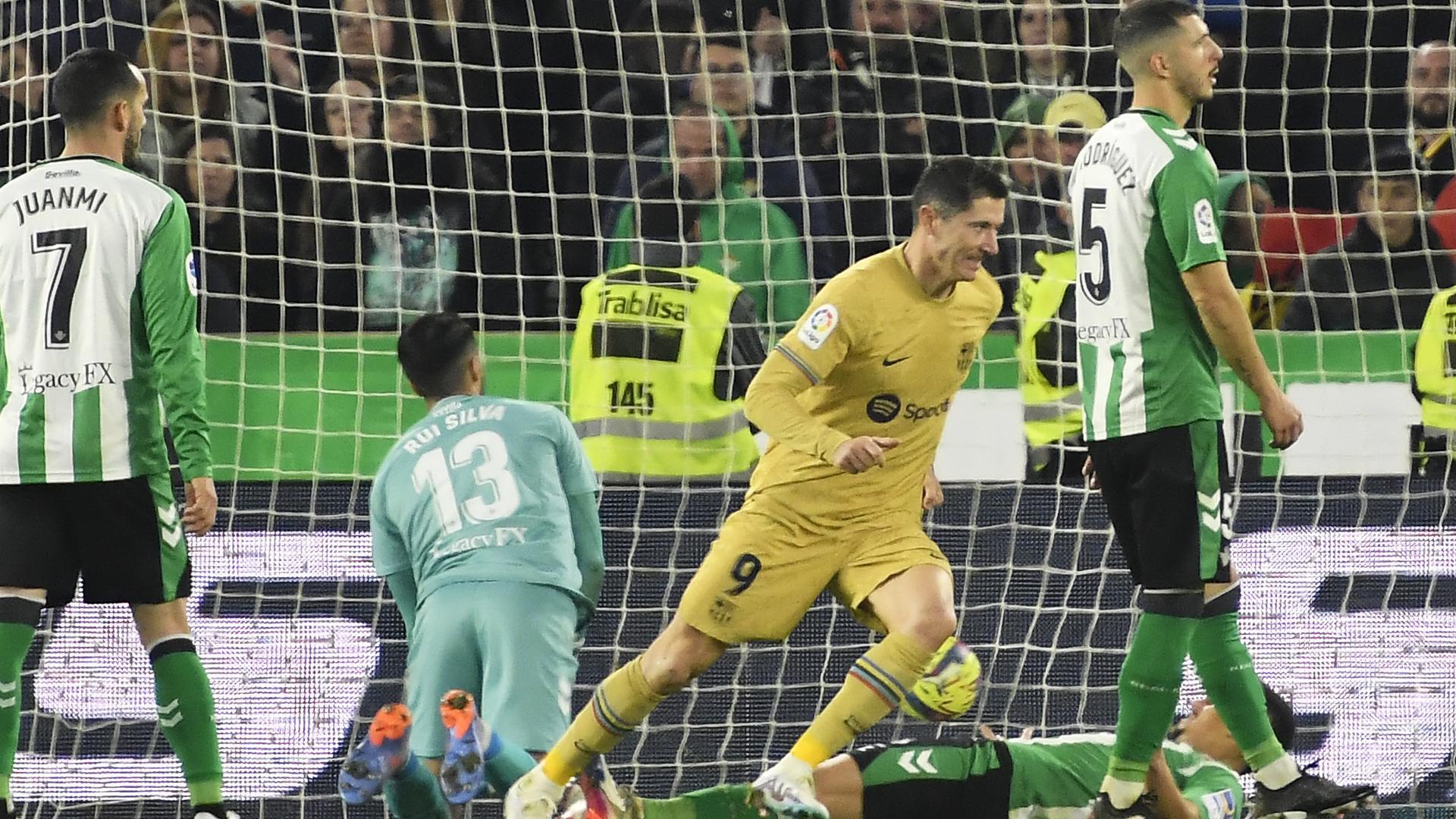 El delantero del F.C. Barcelona, Robert Lewandowski, no faltó con su cita con el gol.