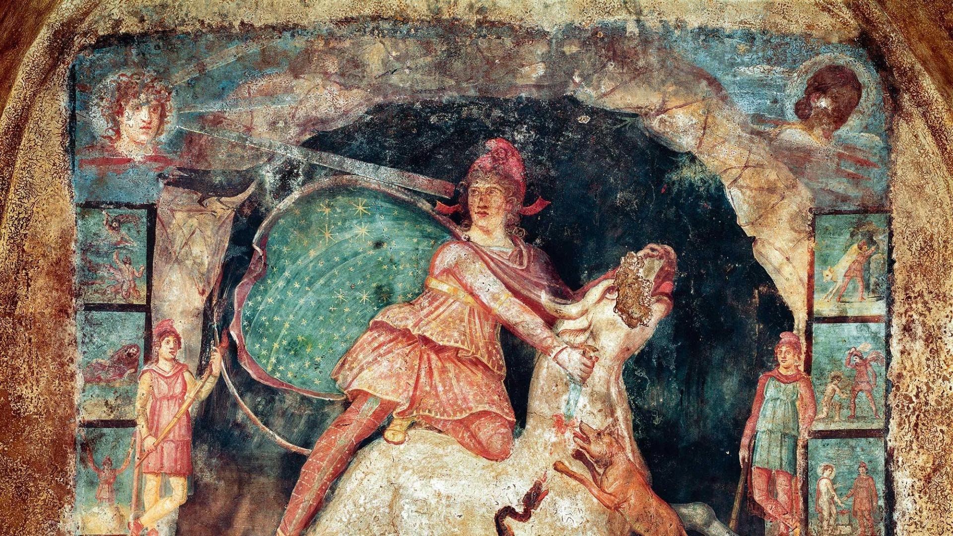 Escena llamada 'Tauroctonía' o 'Mitra Tautóctonos', que suele estar presente en los lugares dedicados al culto a Mitra. Representa al dios hundiendo su daga en el cuello de un toro