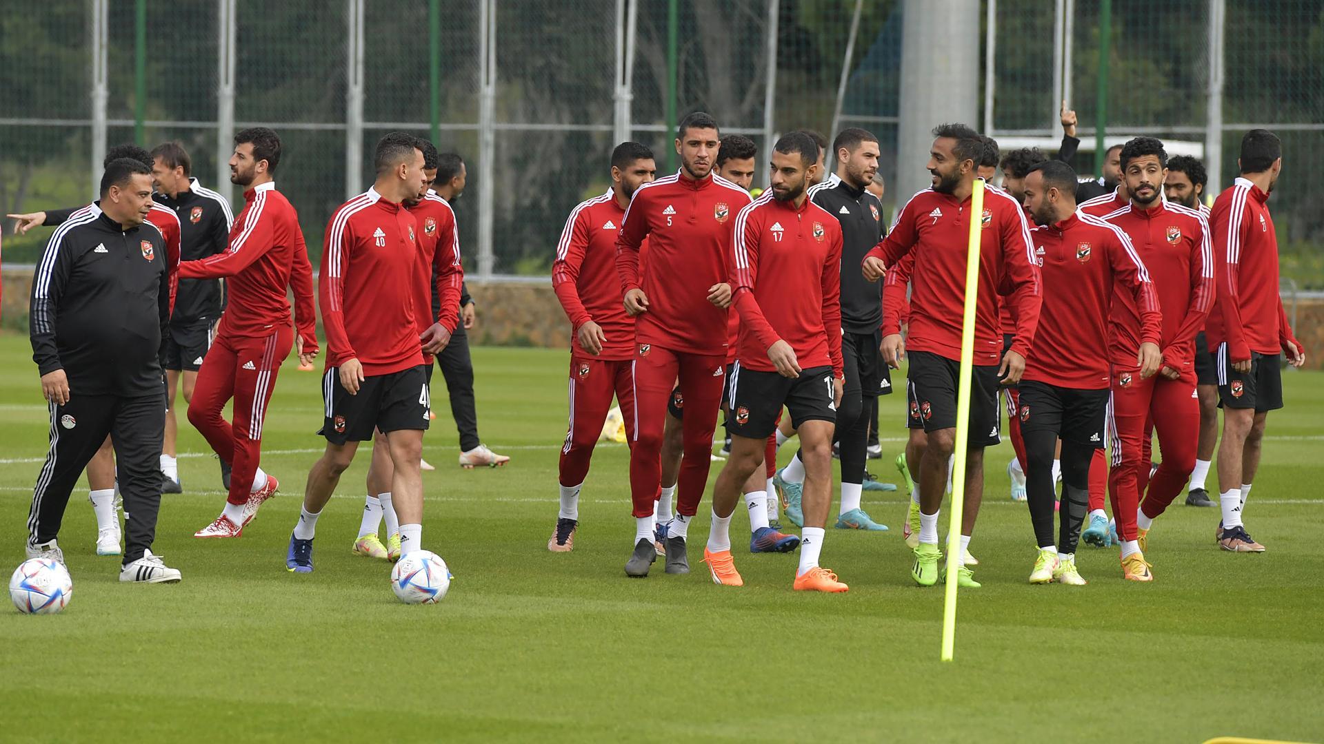 Los futbolistas del  Al Ahly durante el entrenamiento previo al choque contra el Real Madrid en Rabat.