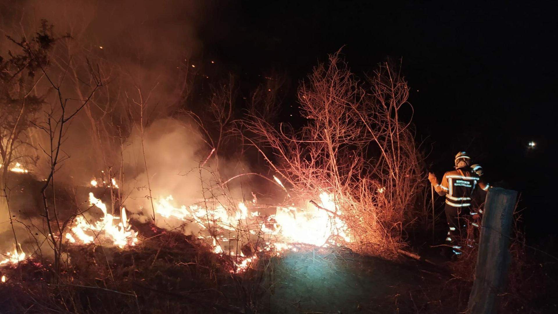 Bomberos de Navarra, en uno de los incendios atendidos este miércoles