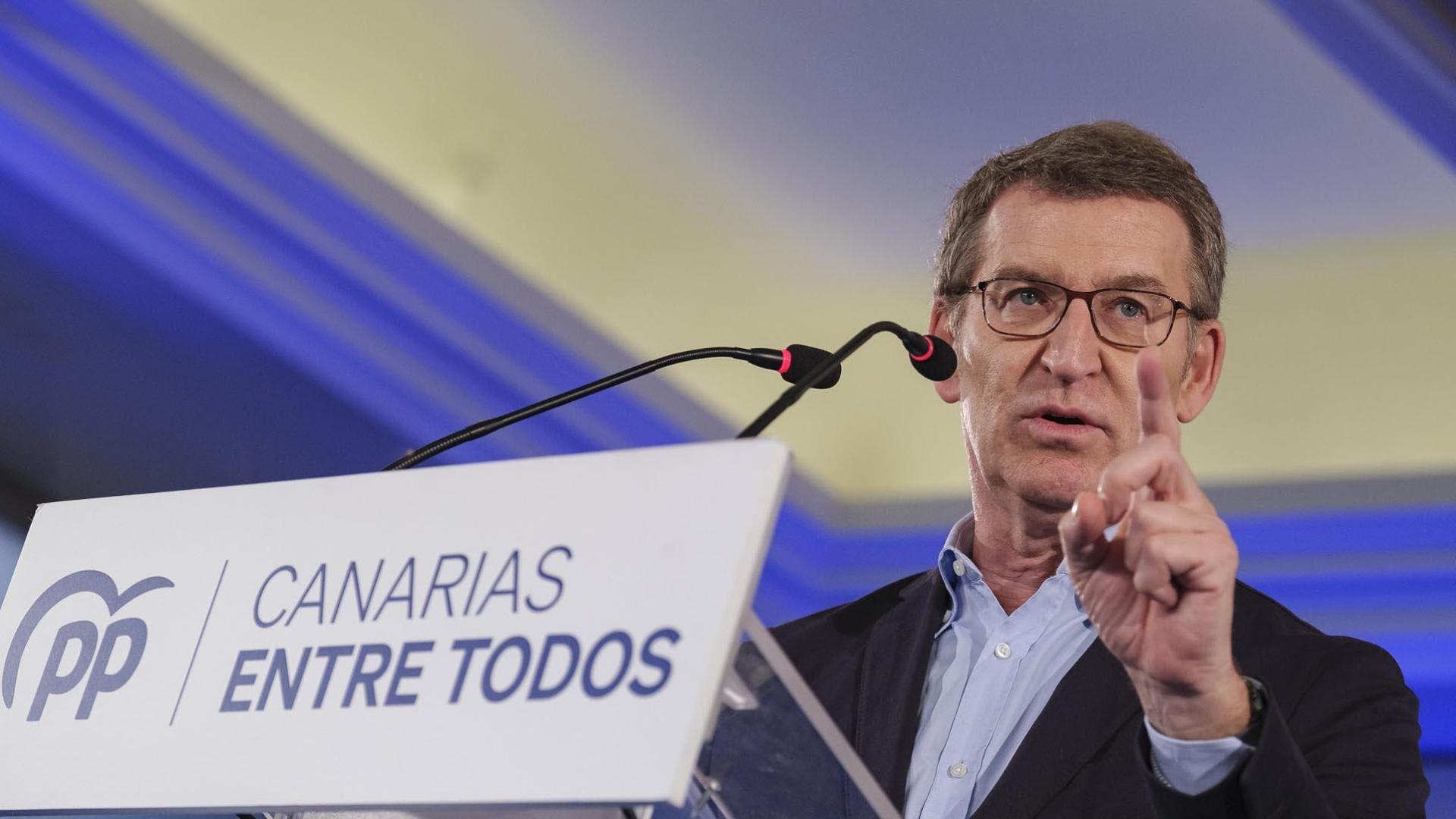 El presidente del Partido Popular, Alberto Núñez Feijoó, durante su intervención este sábado en la presentación del proyecto de ciudad del PP al Ayuntamiento de Las Palmas de Gran Canaria, con su candidata Jimena Delgado