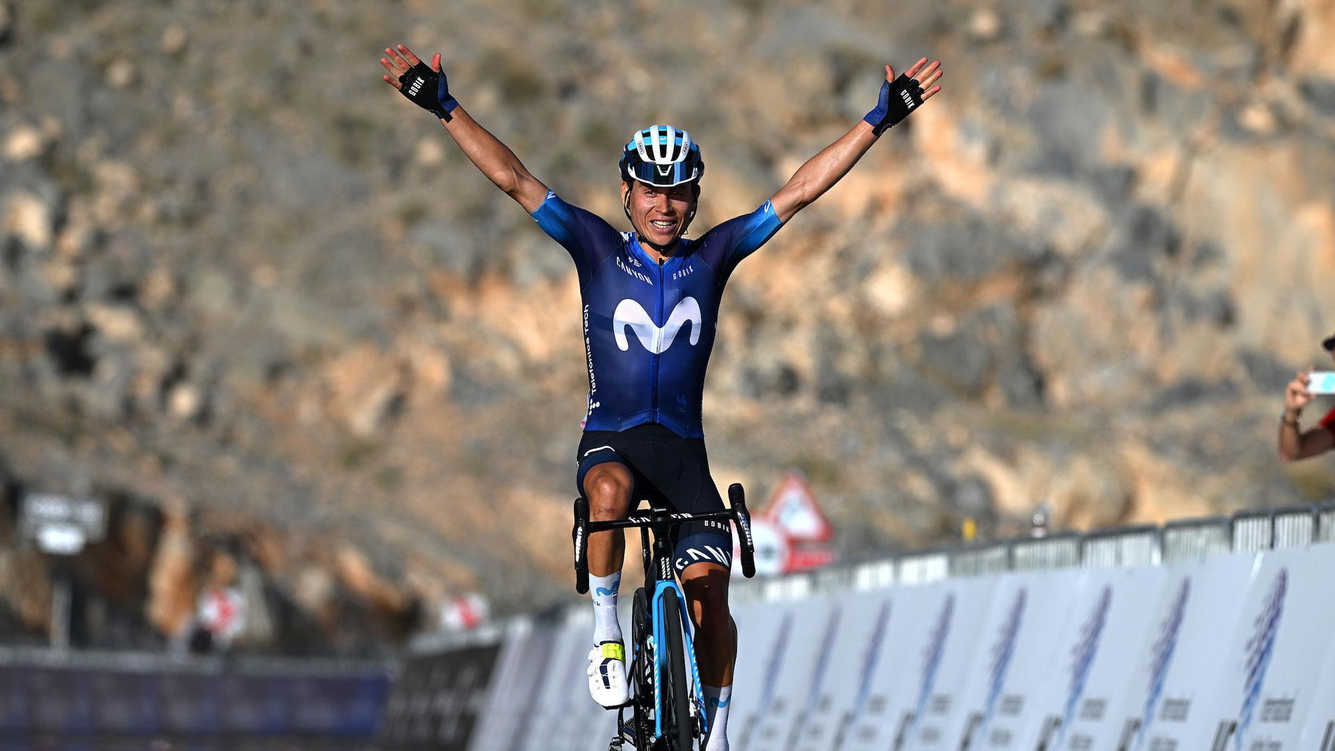 Einer Rubio celebra su primera victoria con el Movistar