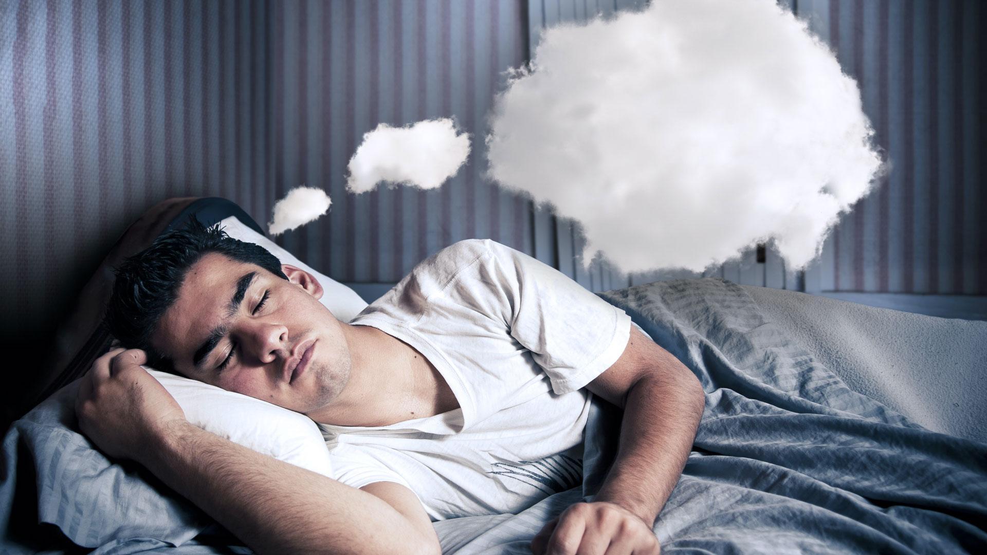 Los sueños son fenómenos fisiológicos que se producen fundamentalmente durante la fase de sueño REM, y que incluyen emociones, sensaciones, percepciones y pensamientos