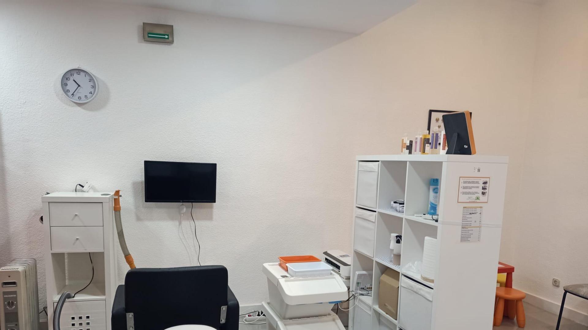 En el local de 'Sin Más Piojos' hacen un diagnóstico completo de forma totalmente gratuita.