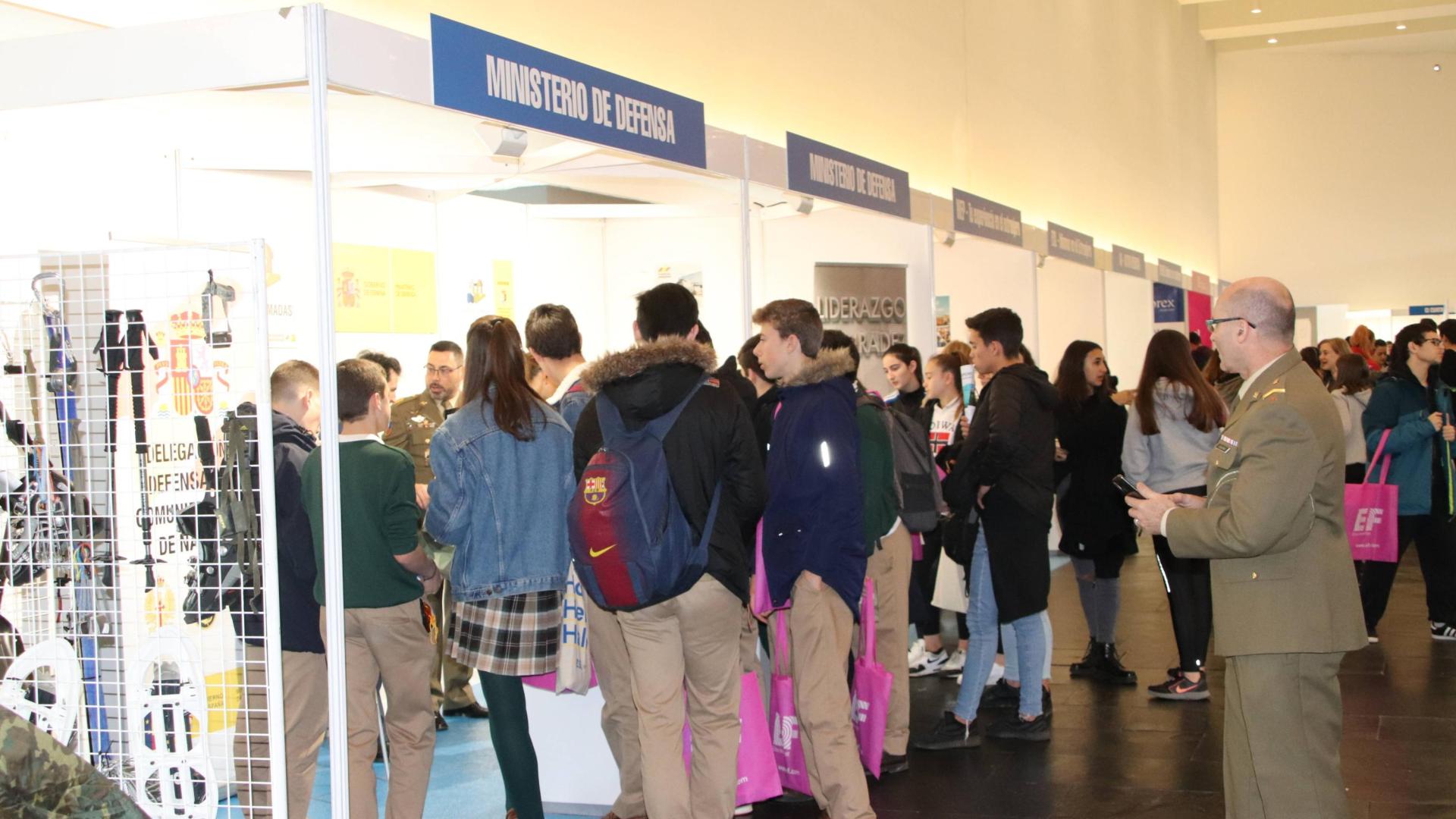 Stand del Ministerio de Defensa en una edición anterior del Salón del
Estudiante