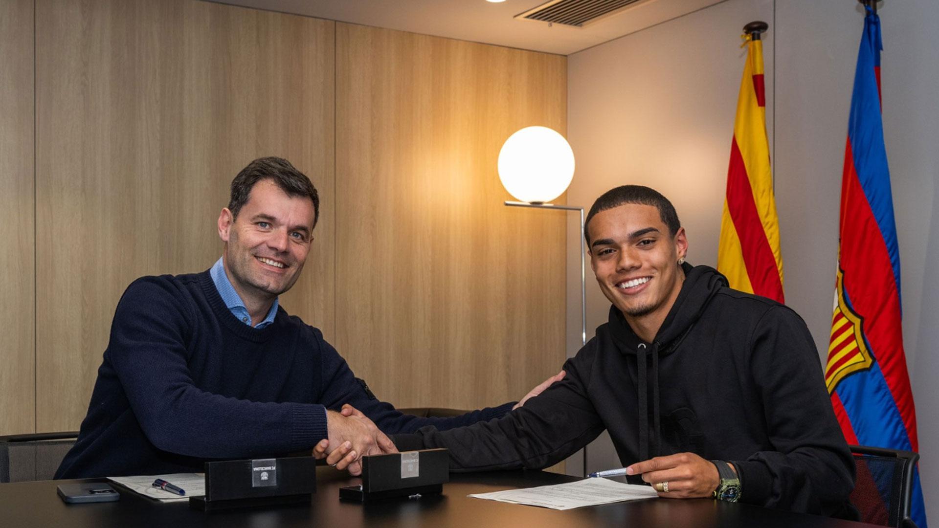 El Barça ficha a Joao Mendes, hijo de Ronaldinho, para el Juvenil