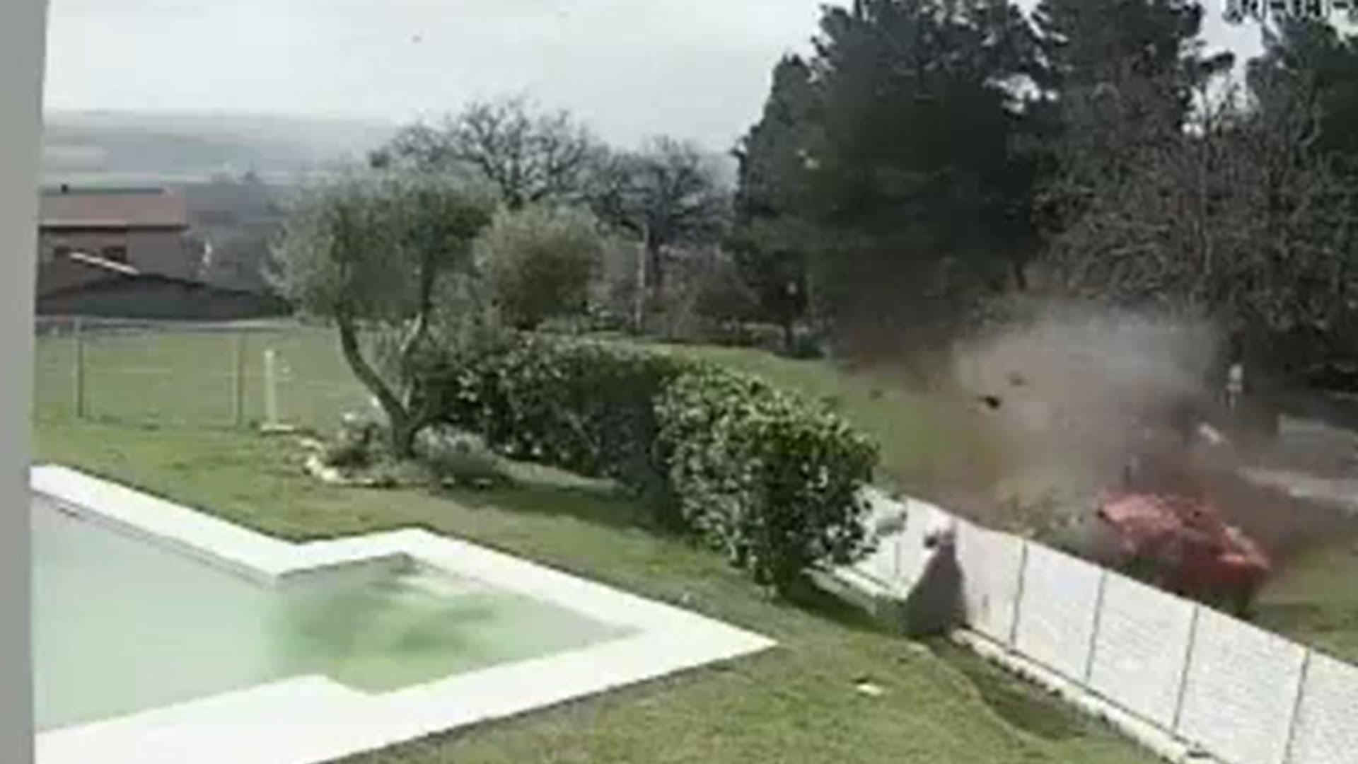 Instante del accidente de los dos Ferraris