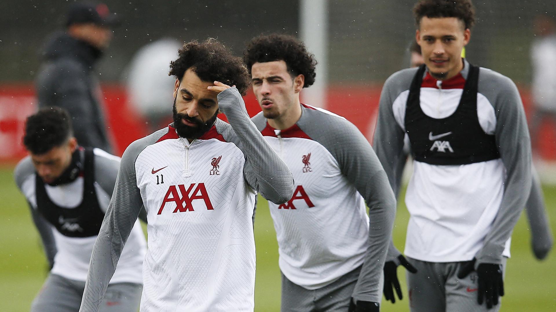 Mohamed Salah durante el entrenamiento de este martes en el AXA Center.