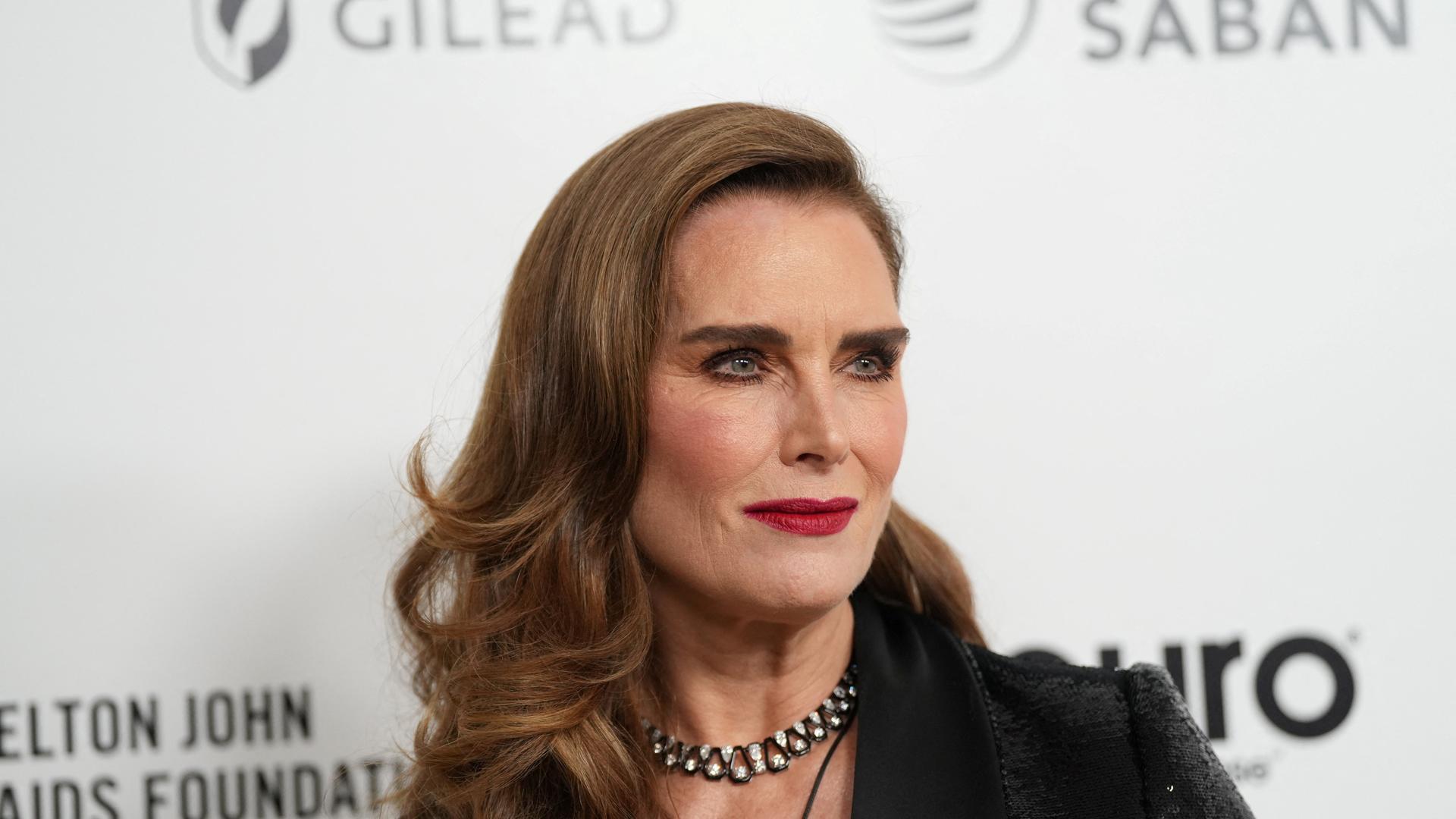 Brooke Shields, a su llegada a la fiesta de Elton John tras la 95ª edición de los Oscar