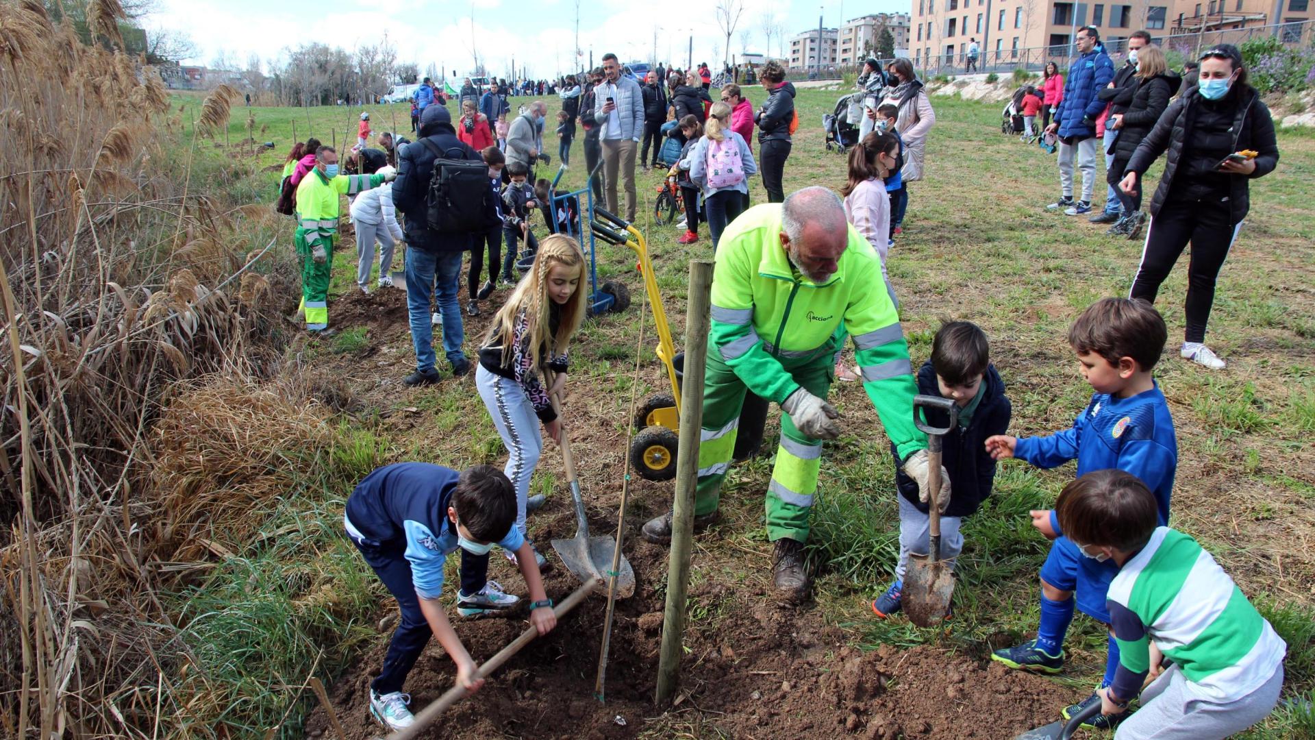 Imagen del Día del Árbol celebrado el año pasado en el Parque Fluvial del Queiles