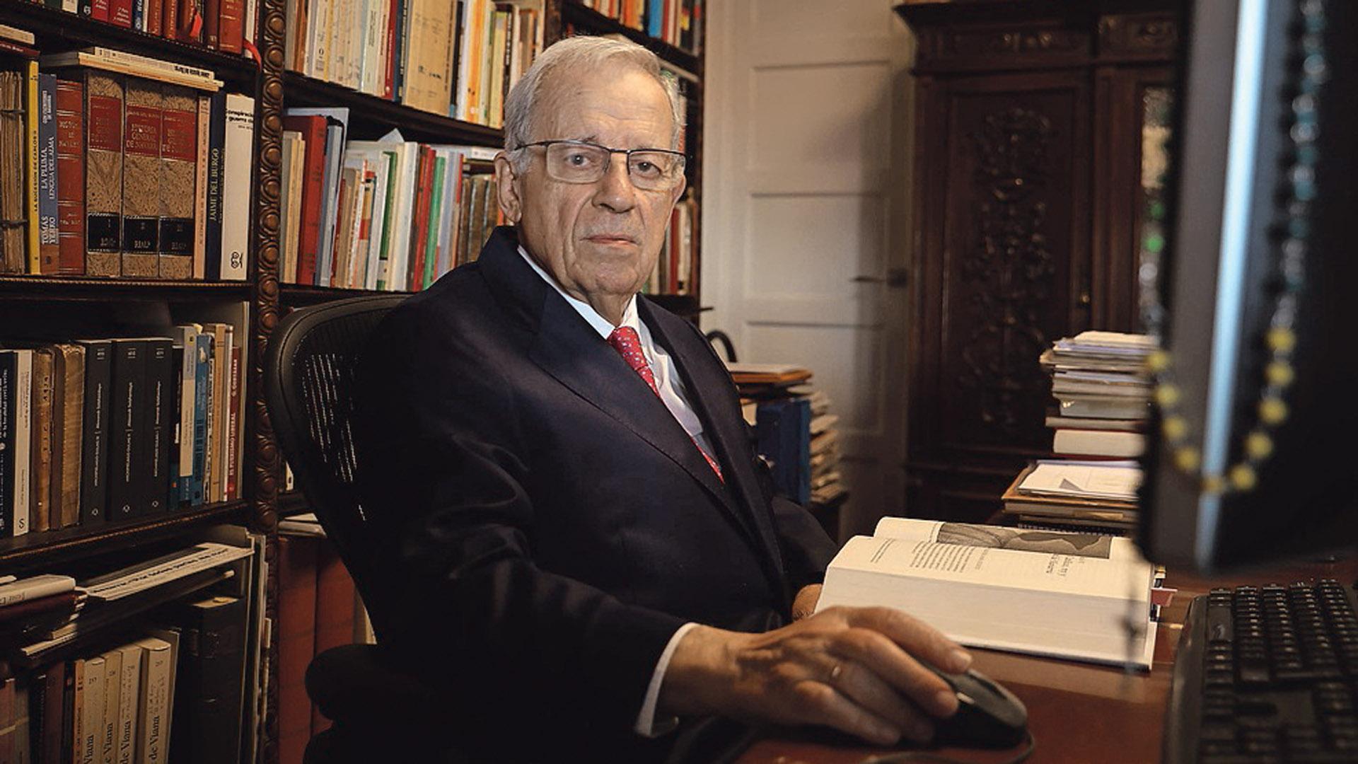 El jurista, político e historiador Jaime Ignacio del Burgo