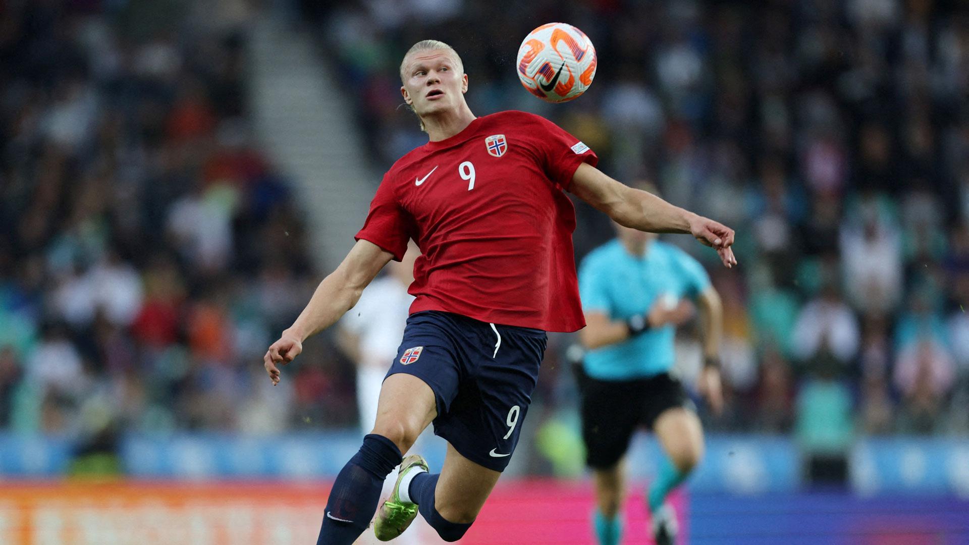 El delantero del Manchester City Erling Braut Haaland en un partido anterior con la selección de Noruega
