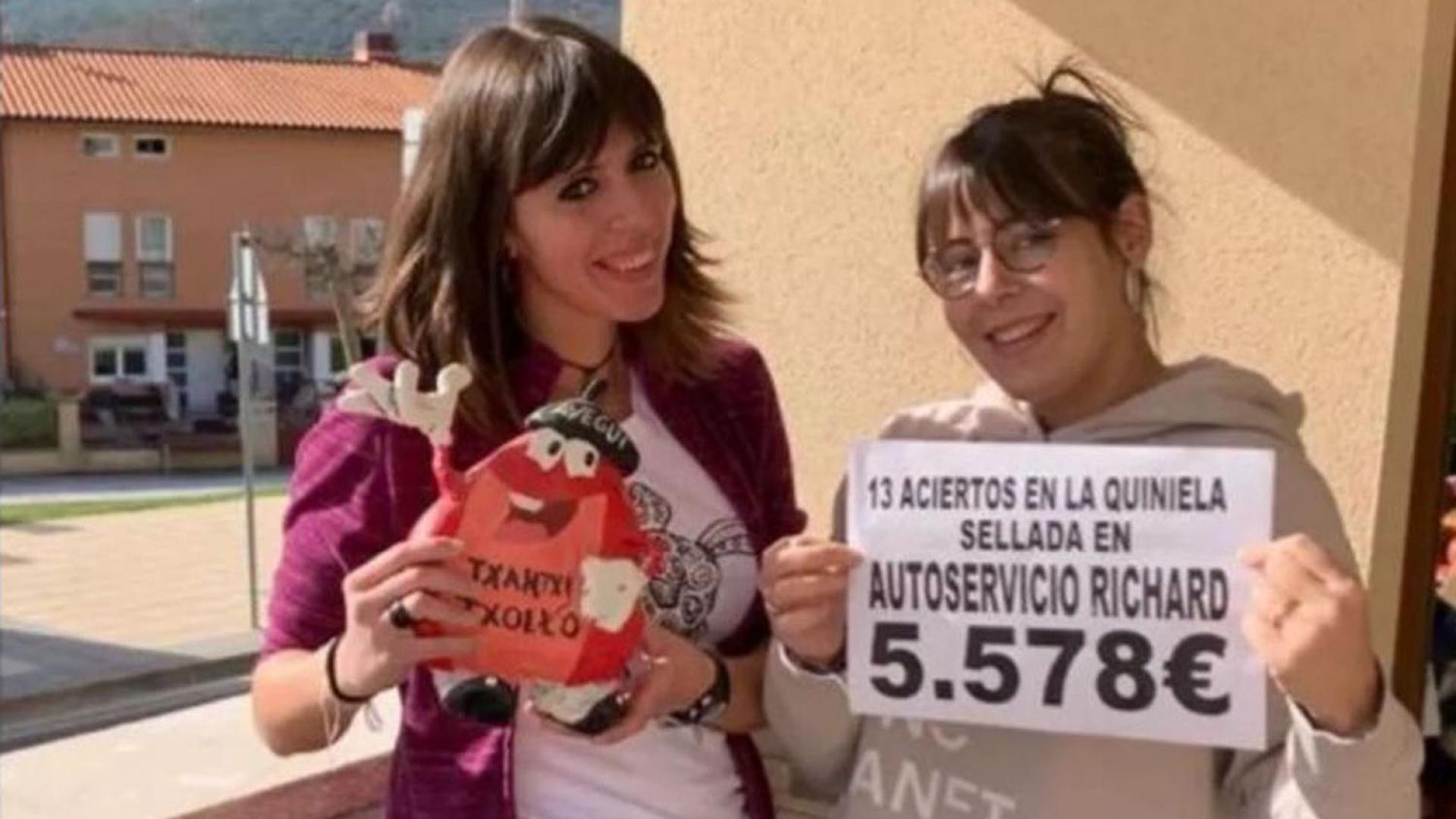 Las hermanas Anne y Amaia Vidaurre han ganado un premio de 5.578 euros de 'La Quiniela'