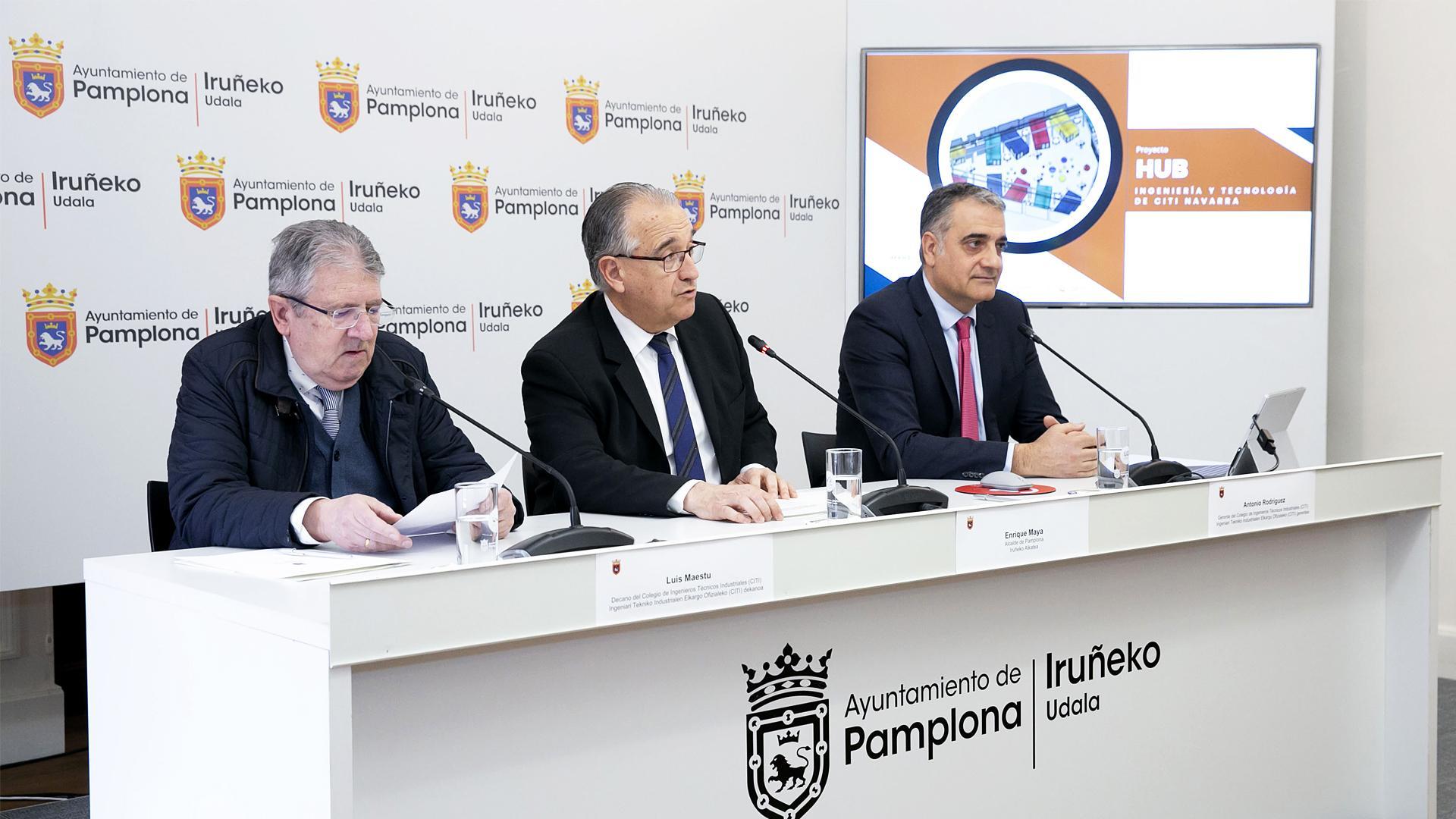 De izda. a dcha. Luis Maestu, Enrique Maya y Antonio Rodríguez durante la presentación del Hub.