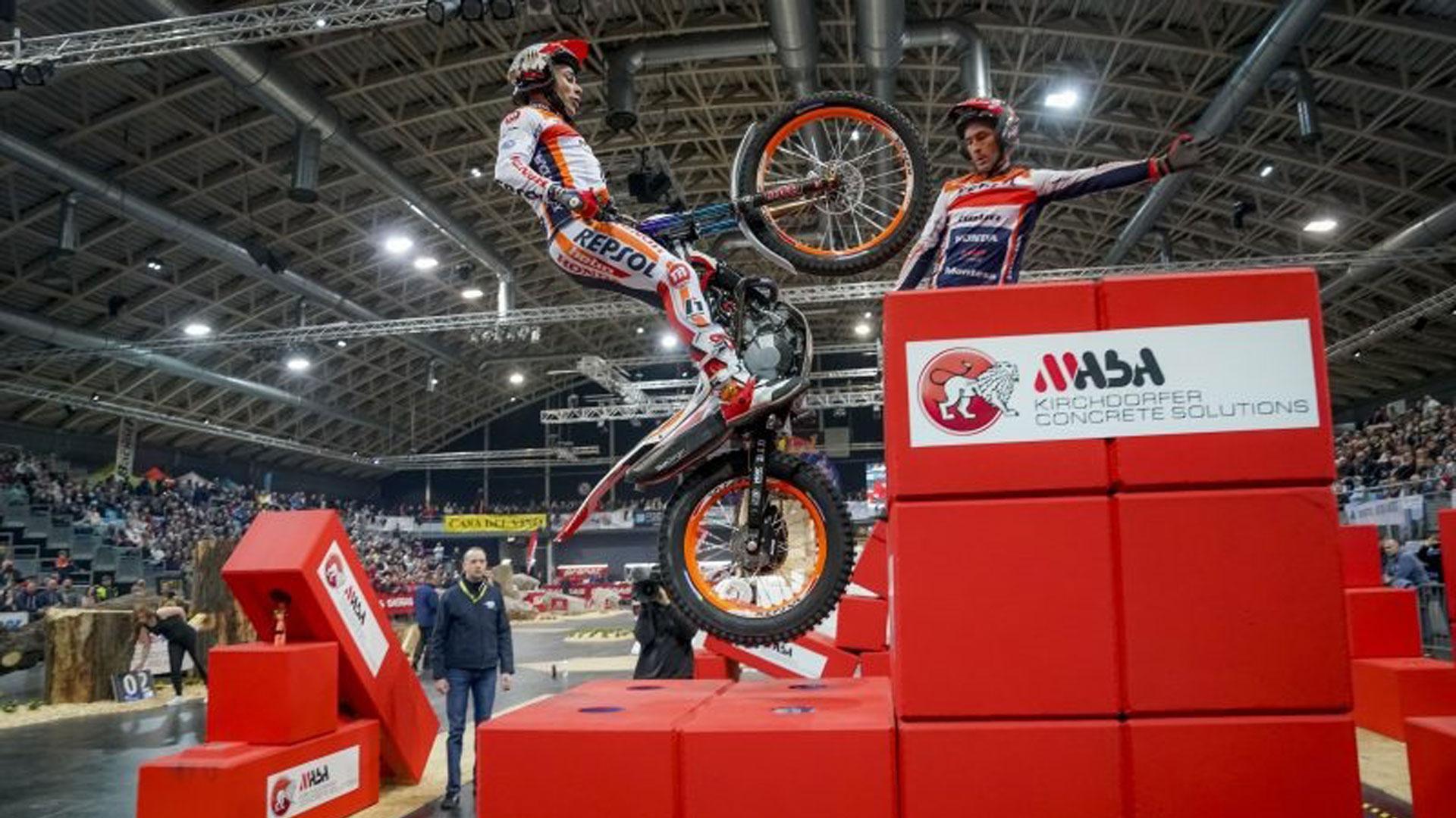 El piloto de trial Toni Bou (Repsol Honda Trial) en el X-Trial 2023
