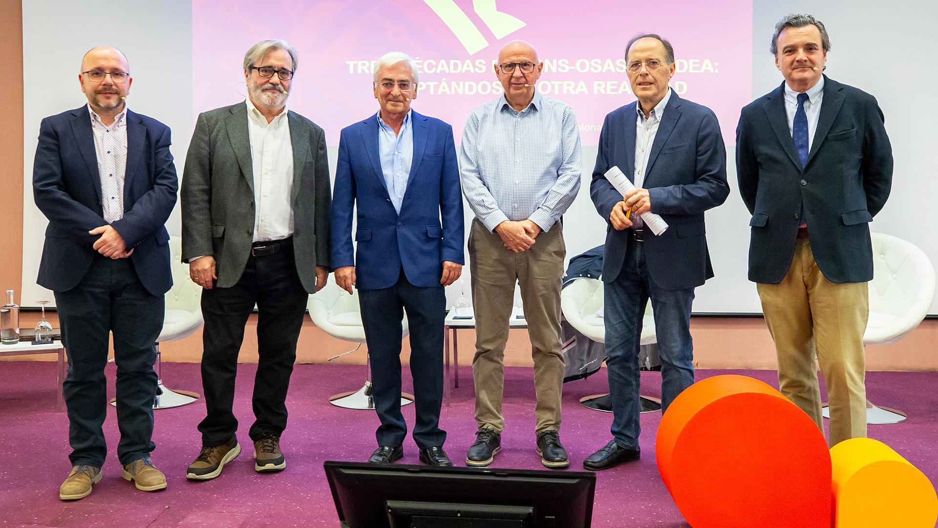 Alberto Lafuente, Javier Sada, Óscar Moracho, José Carlos Garde, Luis Gabilondo y Rafael Teijeira (presidente Colegio Médicos.