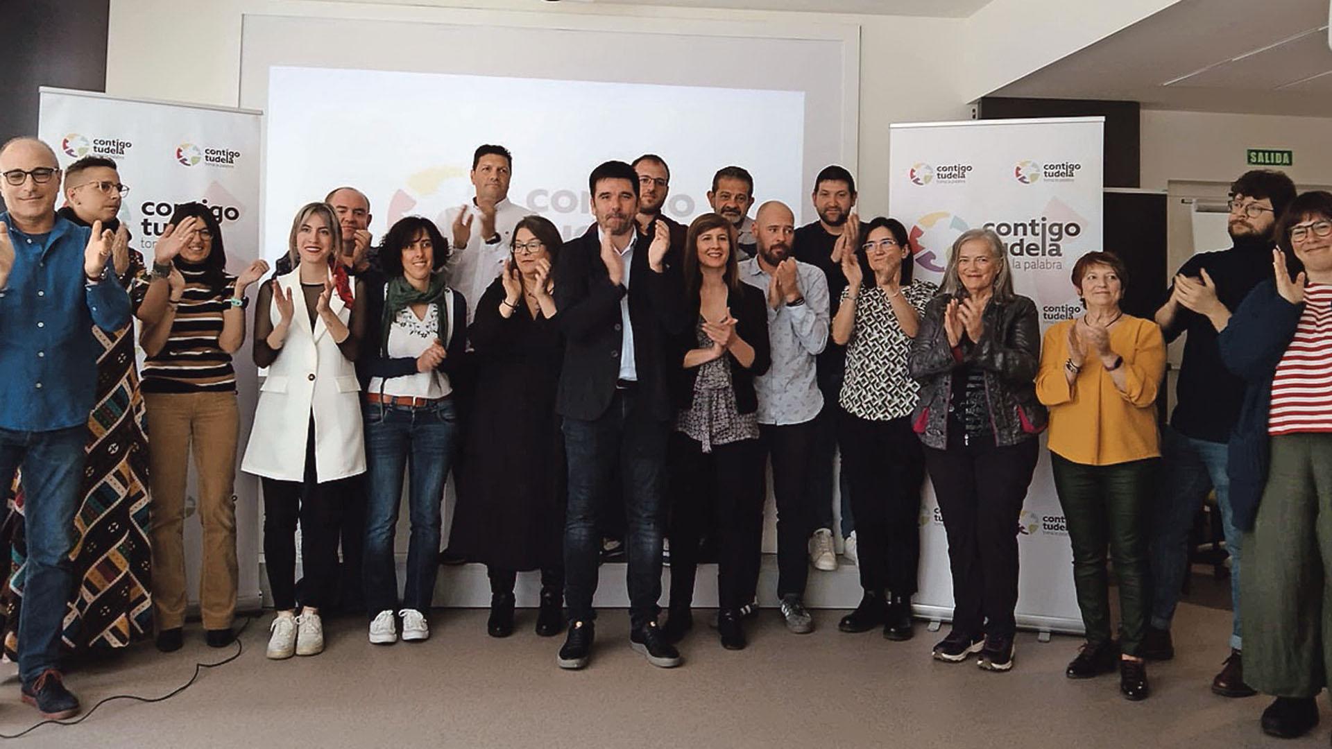 Buena parte de los integrantes de la candidatura de Contigo Tudela, en el acto de este sábado