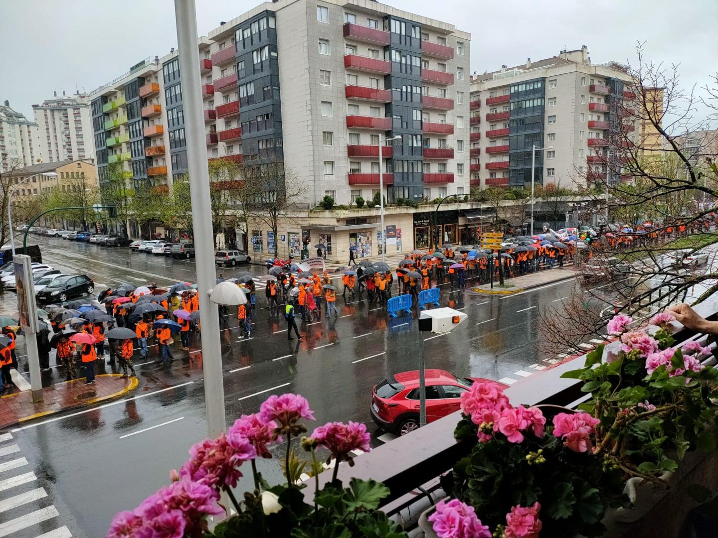 Vídeo del paso de la manifestación por la caza celebrada este domingo en Pamplona