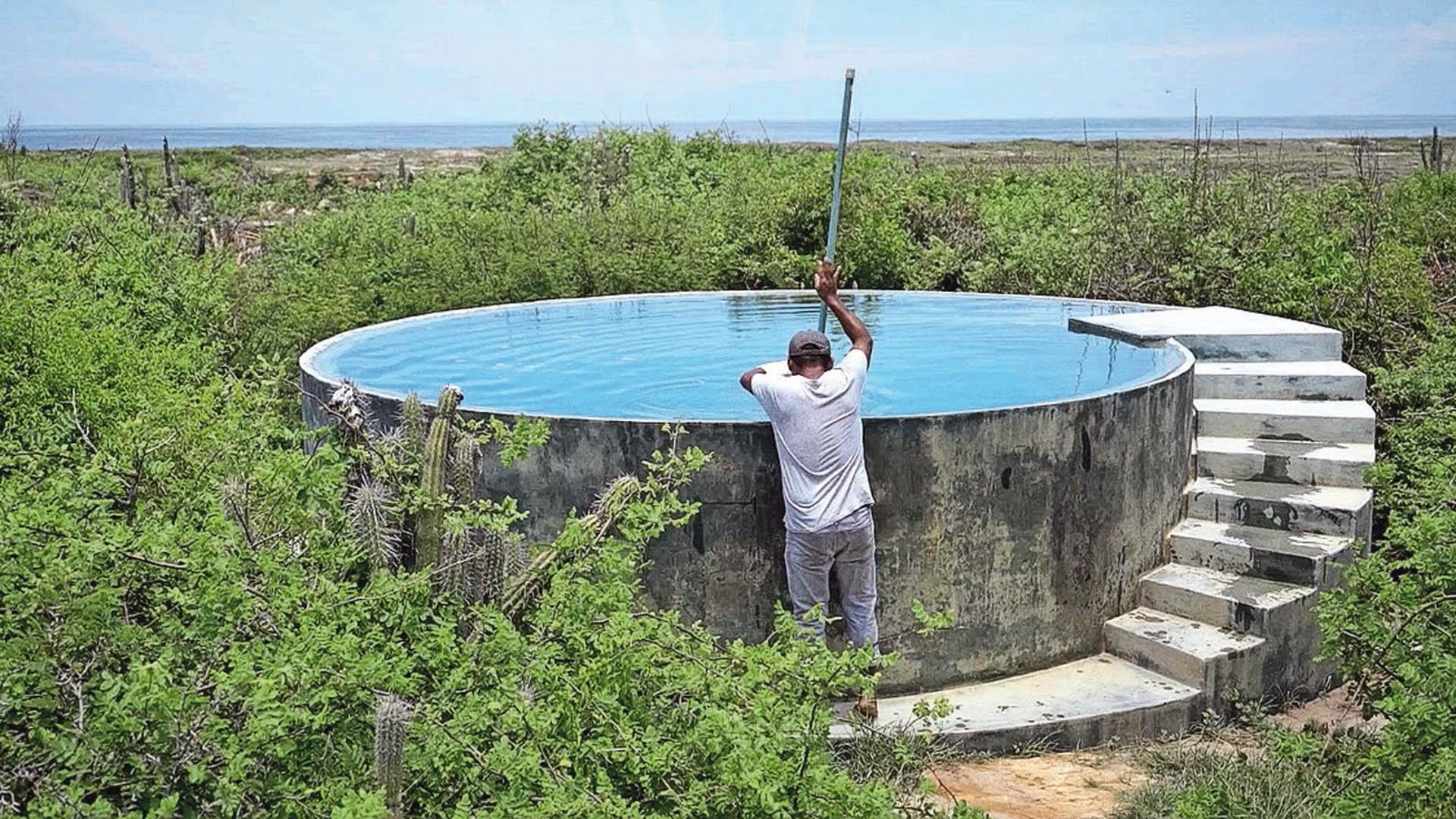 Fotograma del cortometraje Half wet, dirigido por Carlos Irijalba