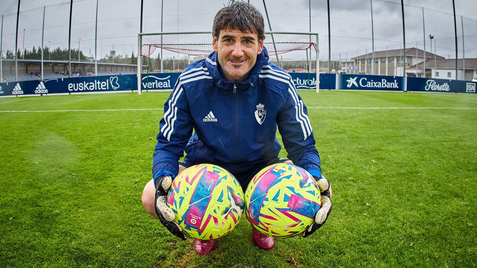 Richard Sanzol, en un punto de penalti de un campo de Tajonar el pasado domingo