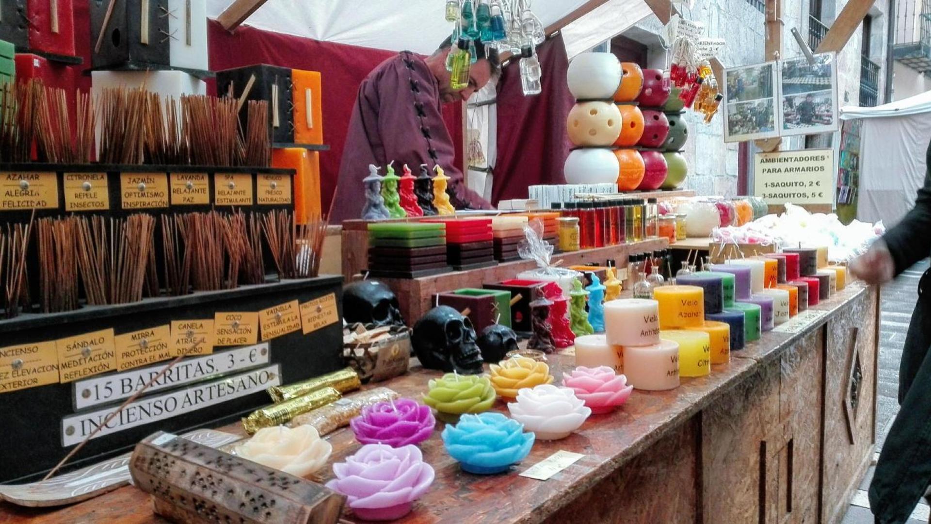 Estella acoge hoy y mañana la XLI Feria de Artesanía 2023 de Estella-Lizarra.