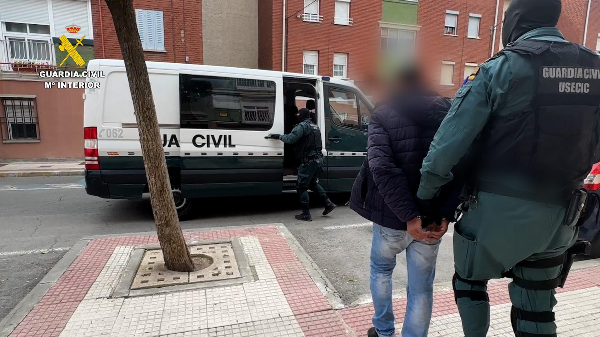 La Guardia Civil ha detenido a una persona en Madrid en la operación 'Muzawara'