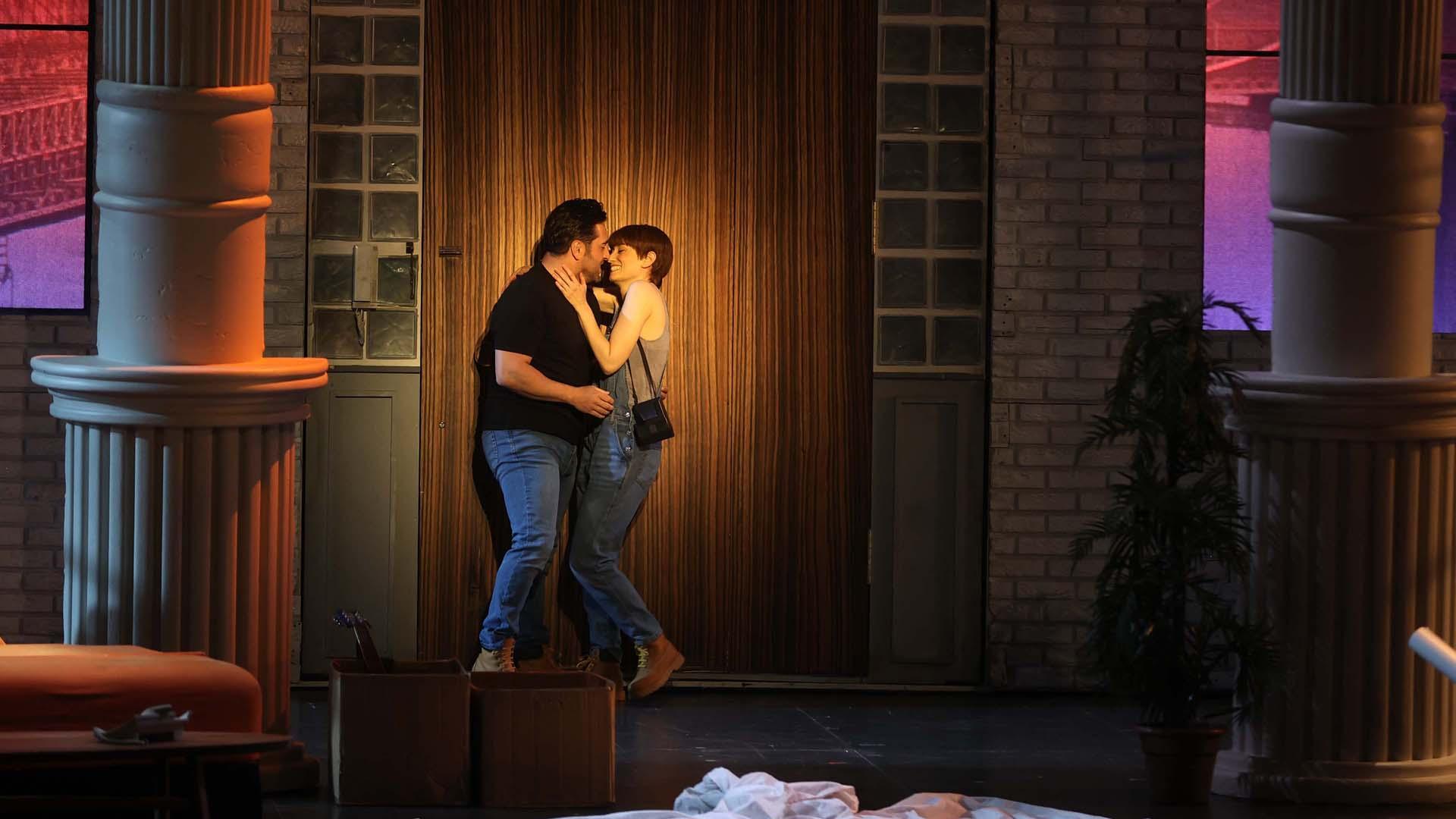 Una de las escenas del musical Ghost, que actualmente se encuentra en cartelera en Pamplona