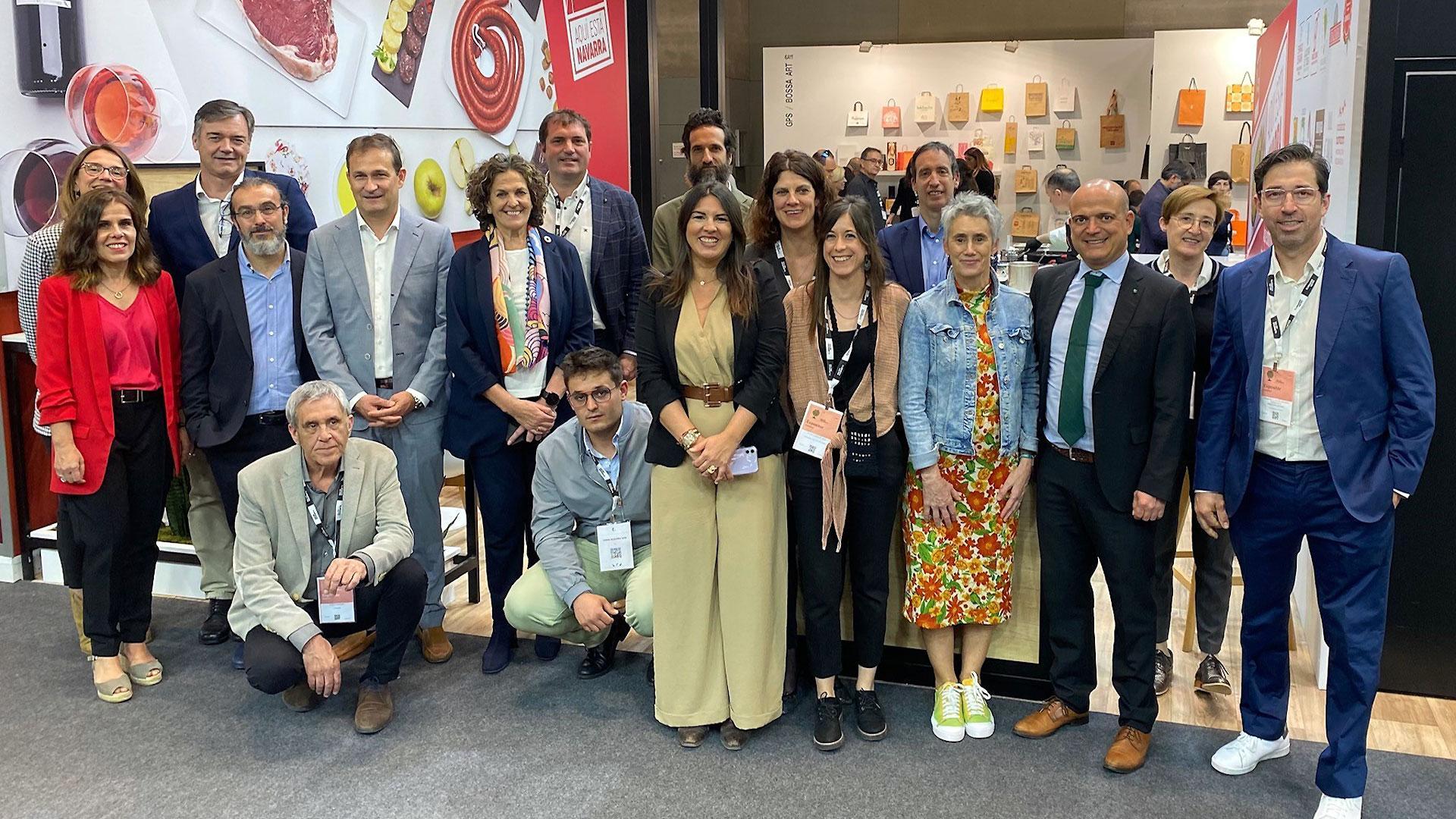 La consejera Gómez, con representantes de las empresas participantes