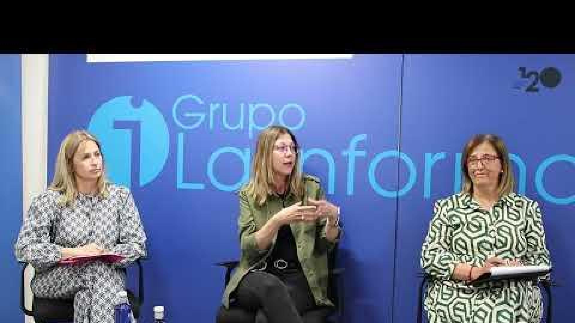 Las expertas Yolanda Erro, docente y presidenta de AFAPNA; Mariví Pérez, directora del colegio Elvira España y presidenta de la Asociación de directores de centros públicos de la Ribera; María Pilar Asurmendi, docente y directora del colegio FEC Vedurna; y Teresa Mòdol, docente y presidenta de la Confederación de Apymas CONCAPA Navarra