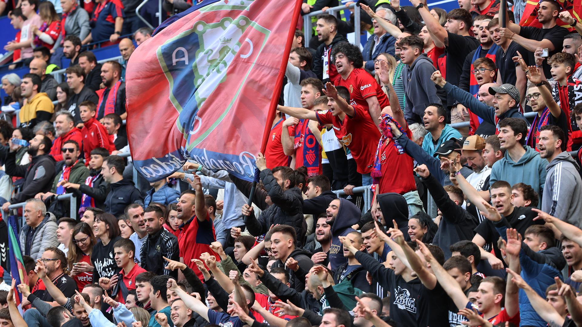 La grada, en un momento del partido entre Osasuna-Betis
