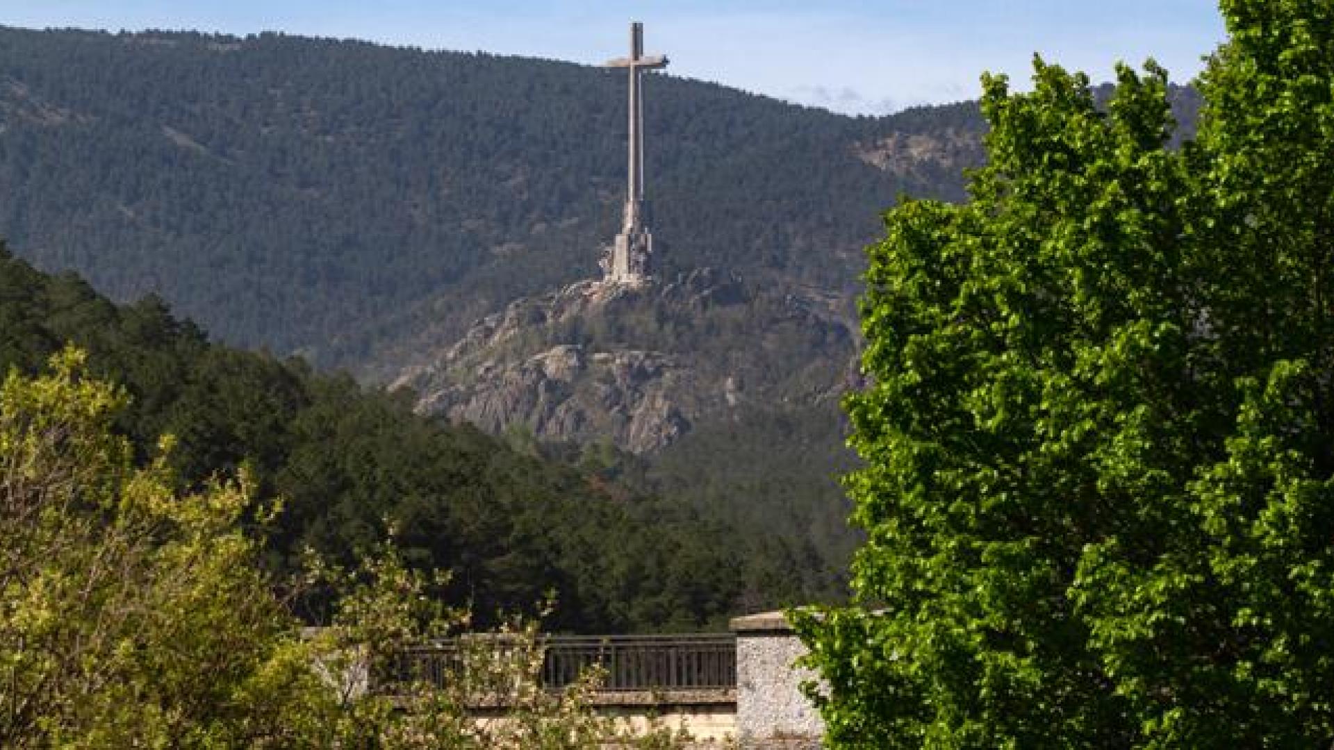 Los restos de Primo de Rivera están siendo exhumados este lunes del Valle de los Caídos