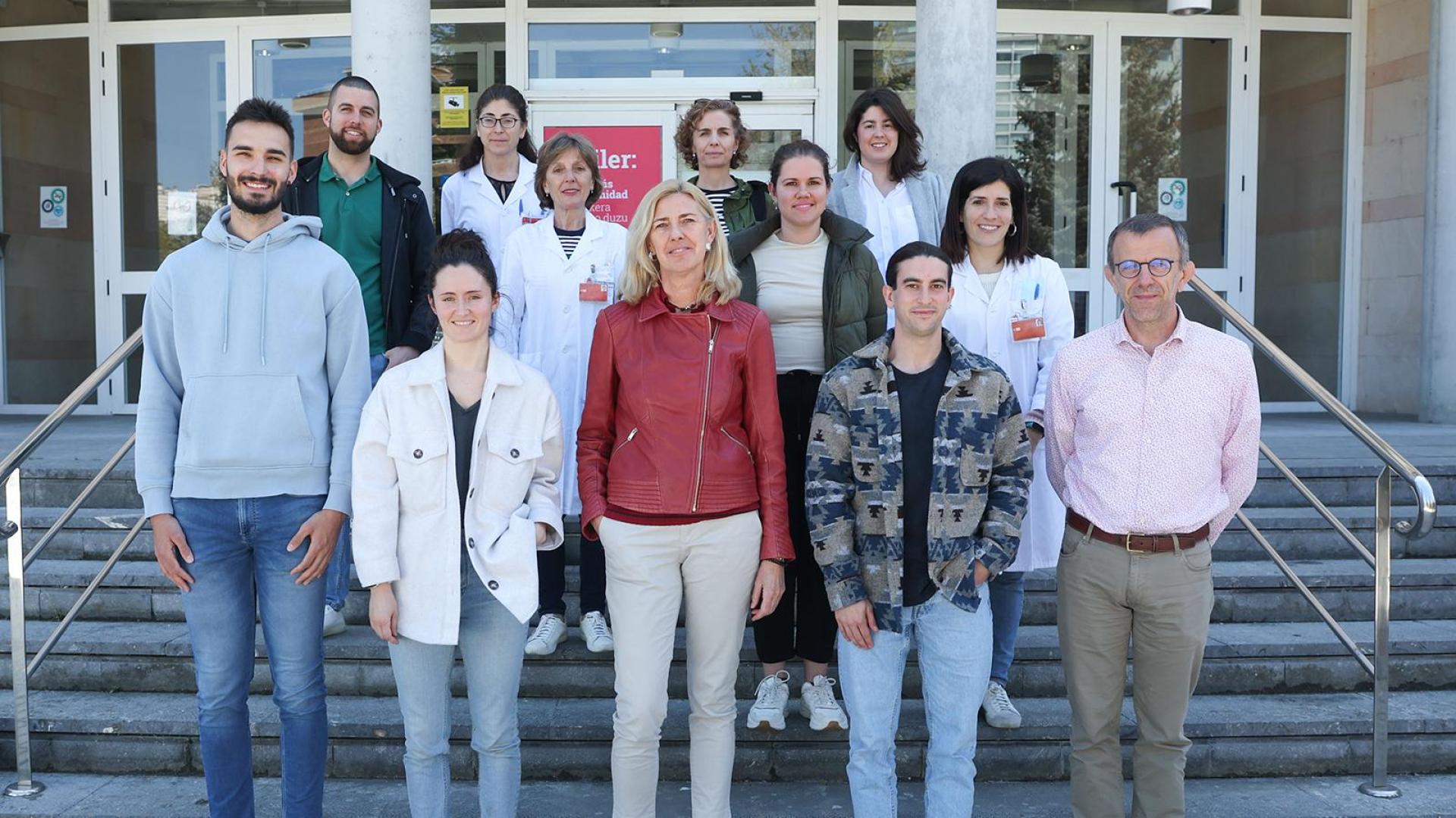 Grupo investigador del proyecto. Fila superior, de izda. a dcha.: Juan Manuel Alcántara, Estrella Petrina, Arantxa Villanueva y María Medrano. Fila de en medio, de izda. a dcha.: María Jesús Goñi, Claudia Izquierdo y Cristina Armendáriz. Fila inferior, de izda. a dcha.: Jon Etxarte, Maddi Osés, Idoia Labayen, Víctor Alfaro y Rafael Cabeza