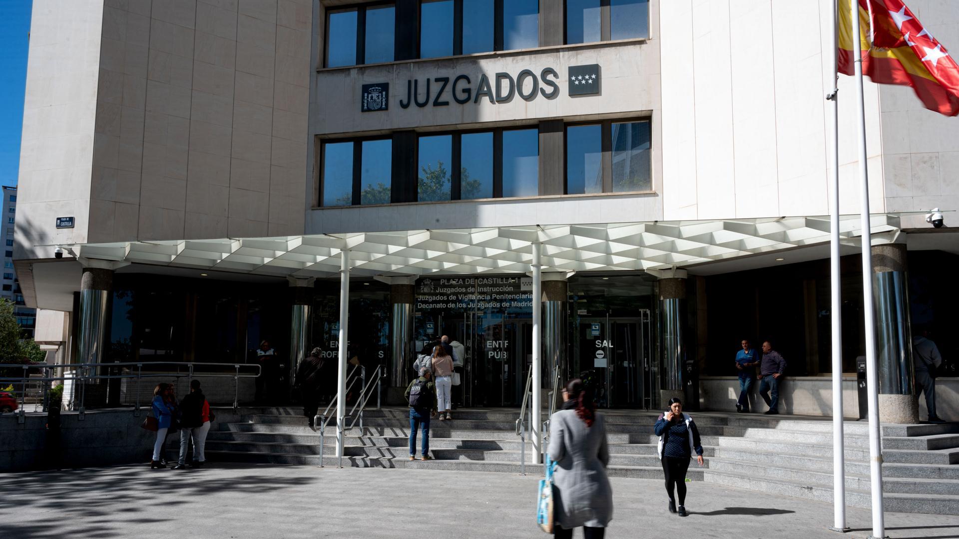 Vista del exterior de los Juzgados de la Plaza de Castilla en Madrid