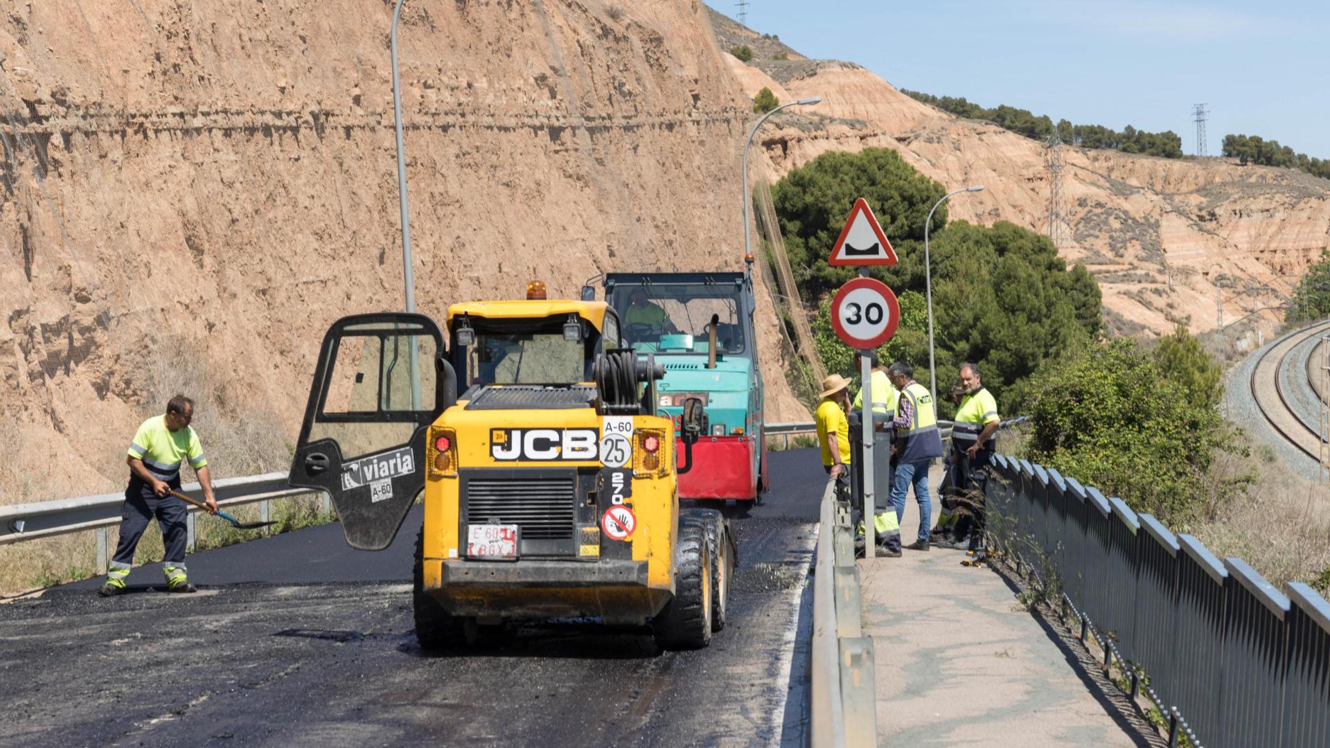 Imagen de las obras de asfaltado de la Cuesta de los Labradores