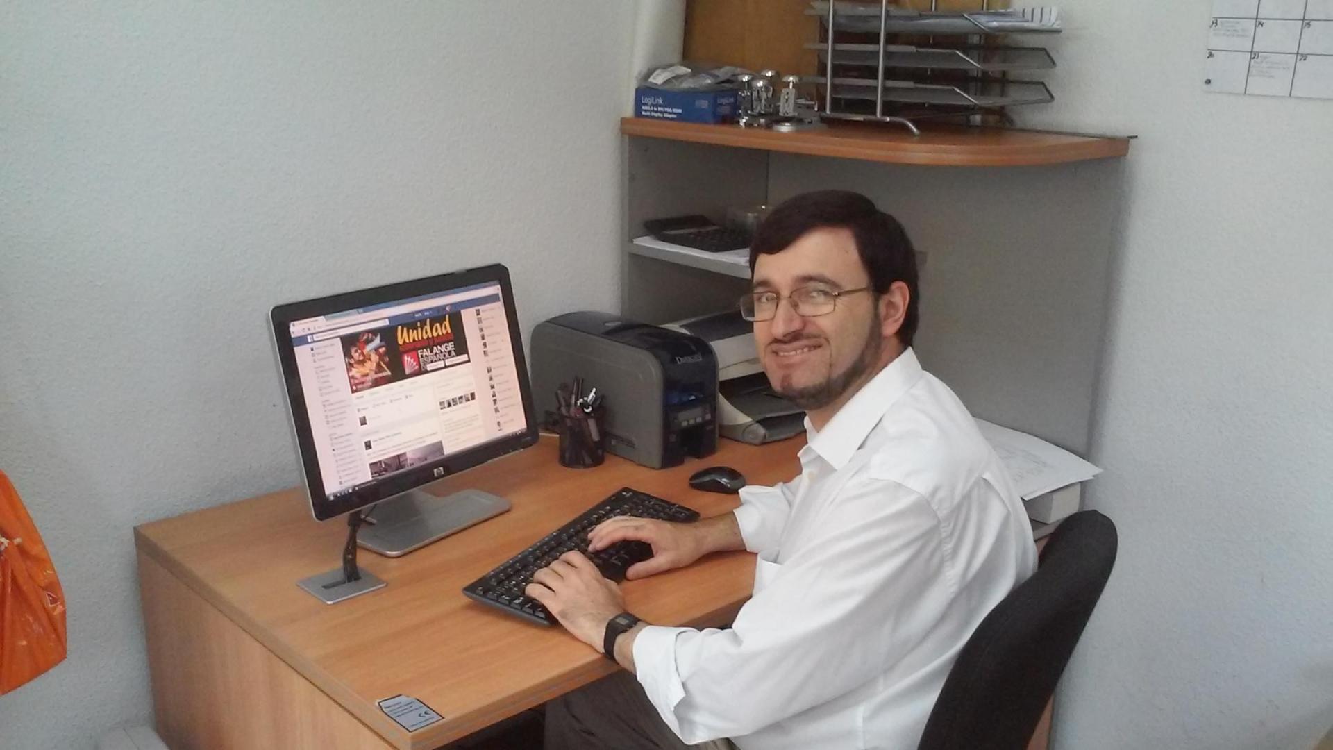 Jorge Garrido San Román, candidato de Falange Española a la alcaldía de Pamplona