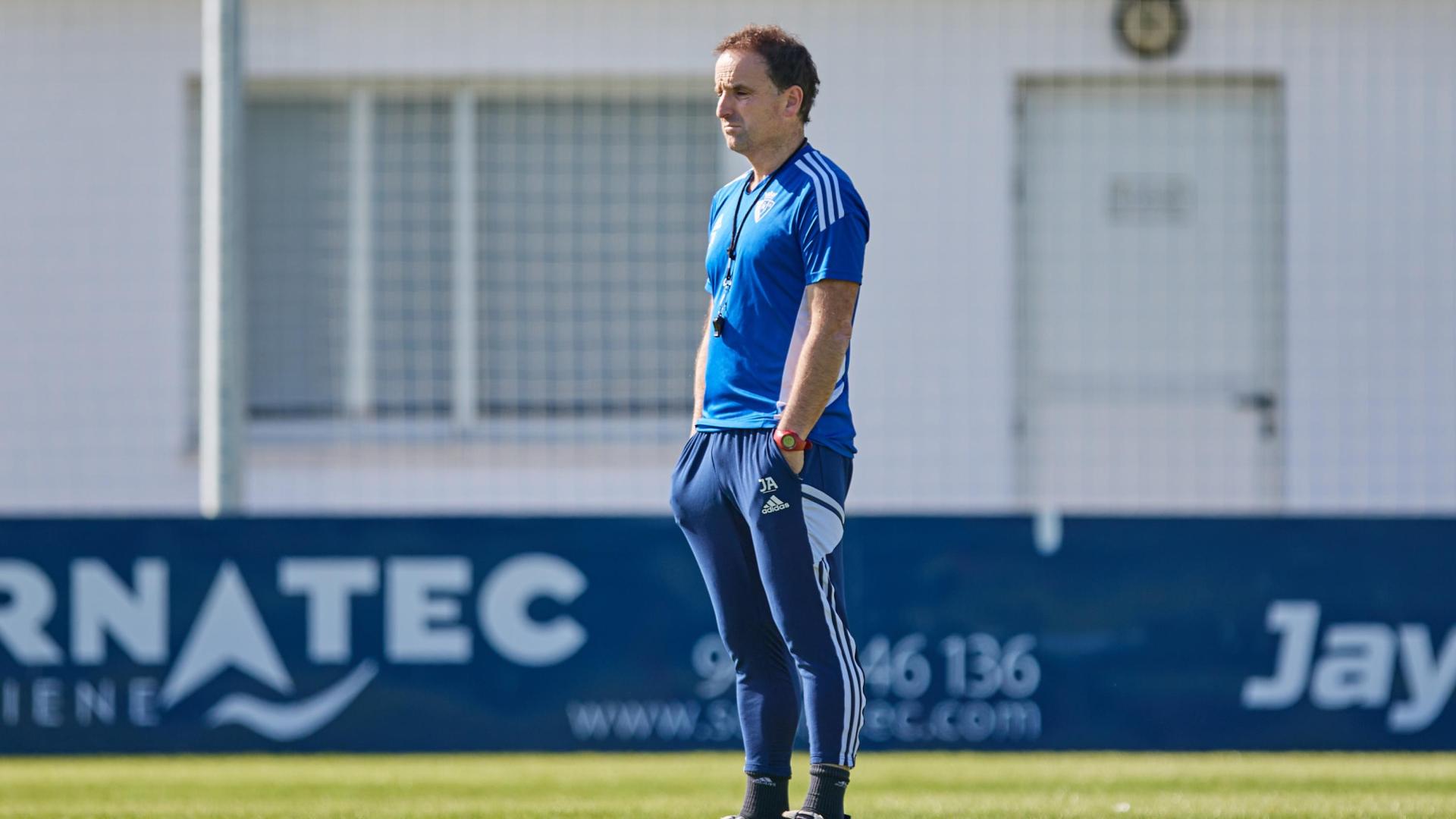 Jagoba Arrasate, entrenador de Osasuna, en una de las sesiones anteriores