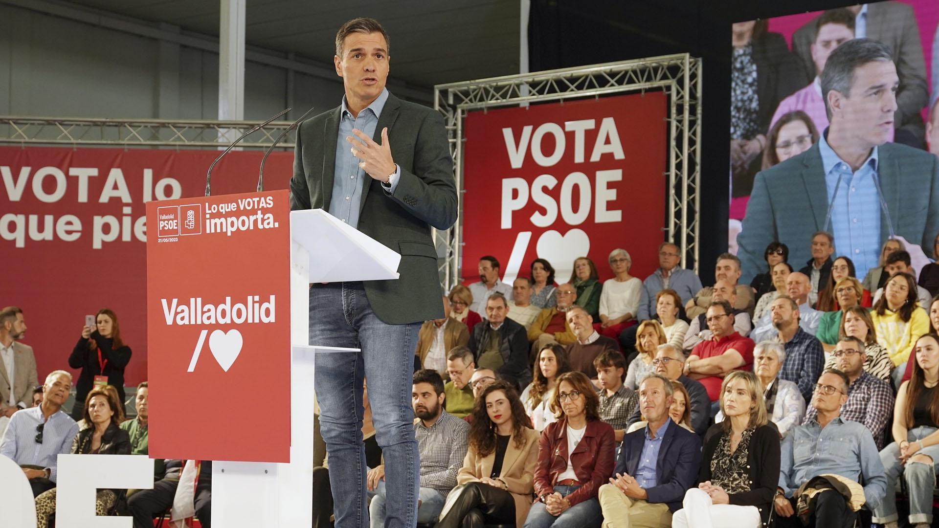 El presidente Sánchez, este domingo, durante un acto electoral en Valladolid
