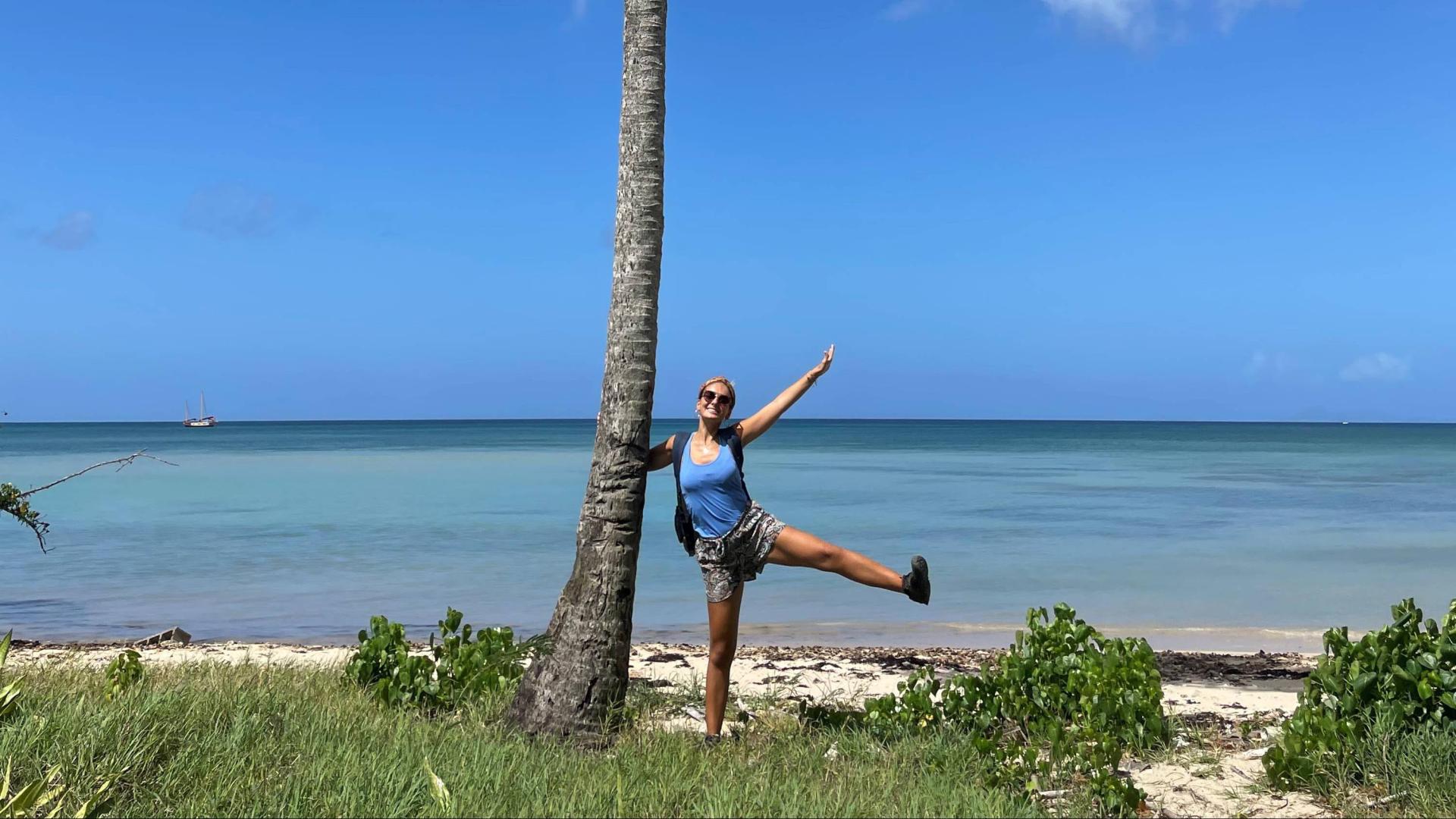 Carla Monreal Ciáurriz en la isla de Marie Galante, junto a Guadalupe