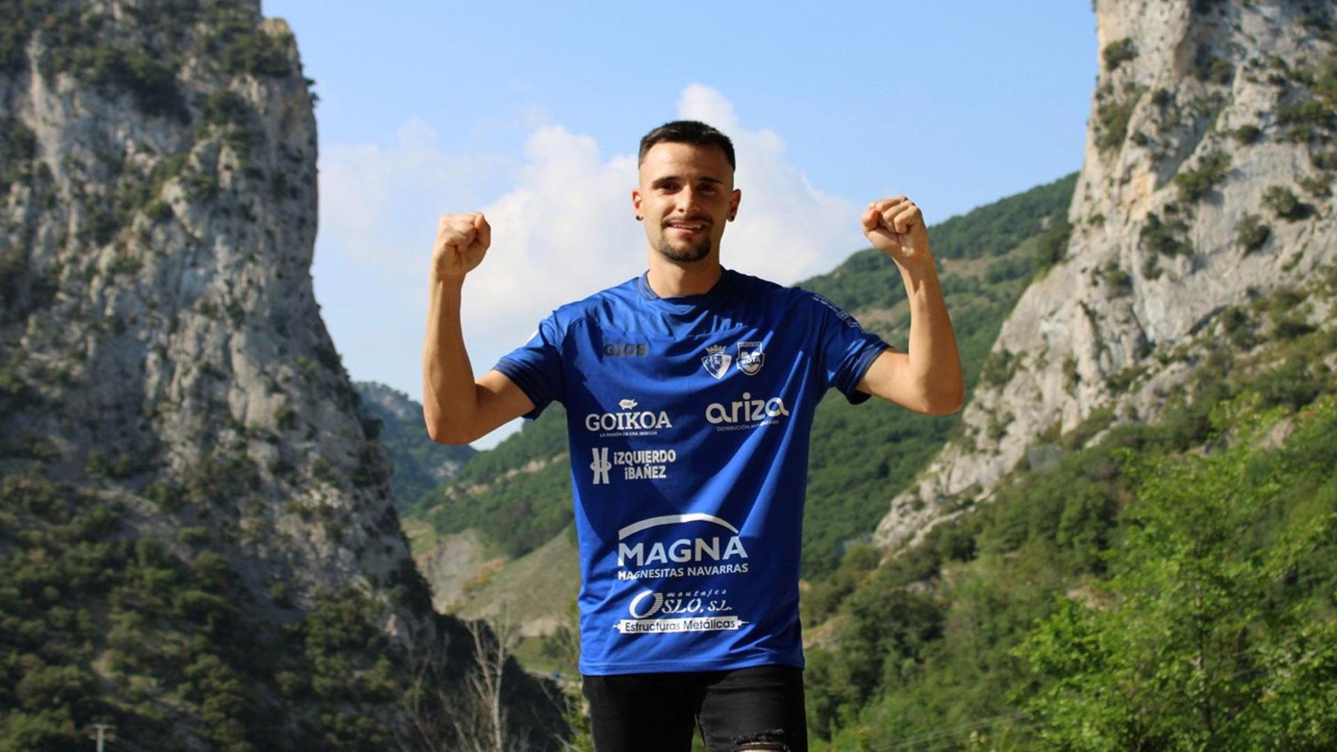 Asier Llamas, portero de Osasuna Magna