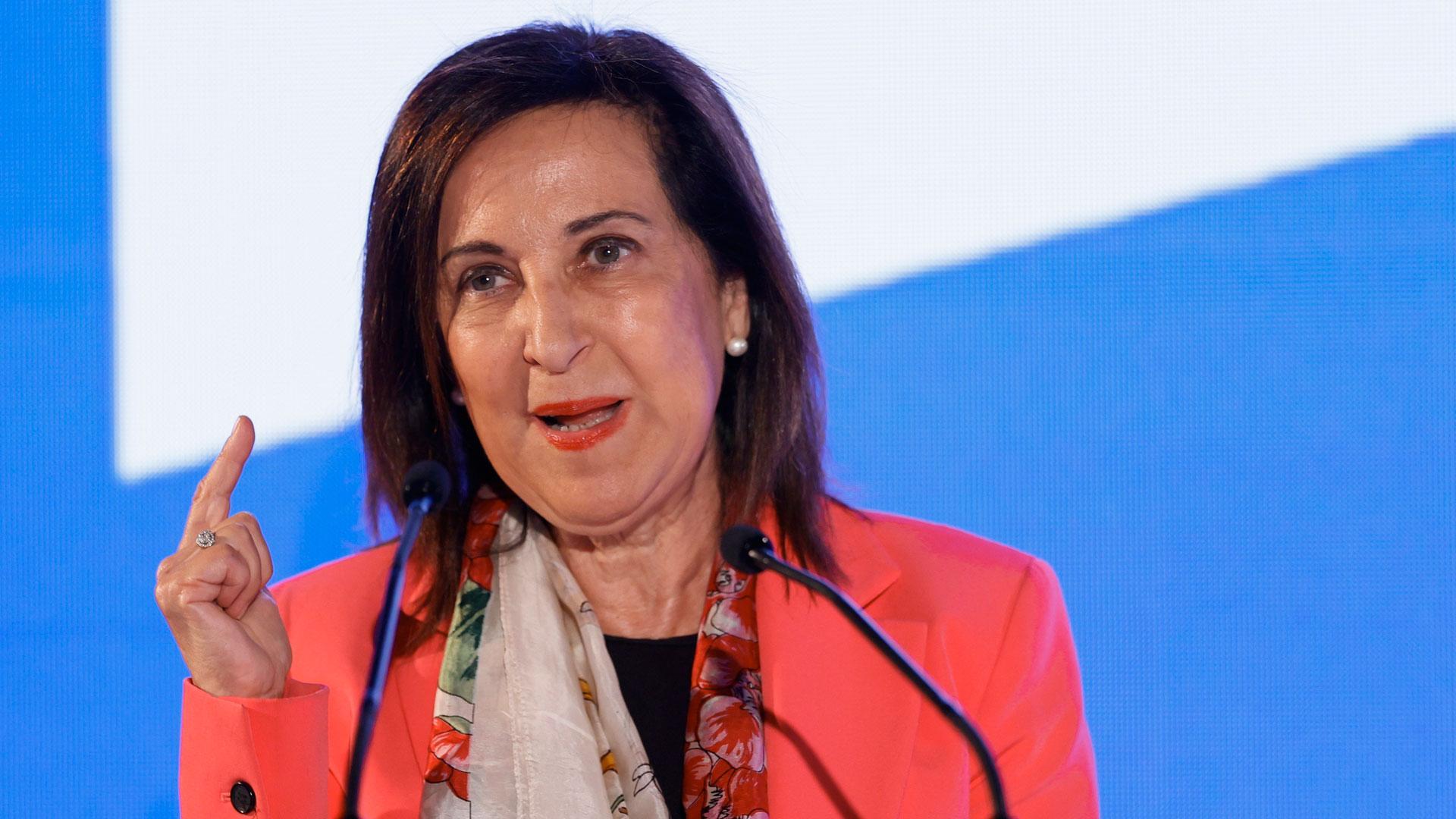 La ministra de Defensa, Margarita Robles, en una mesa redonda en el acto de celebración del 45 aniversario del diario Cinco Días