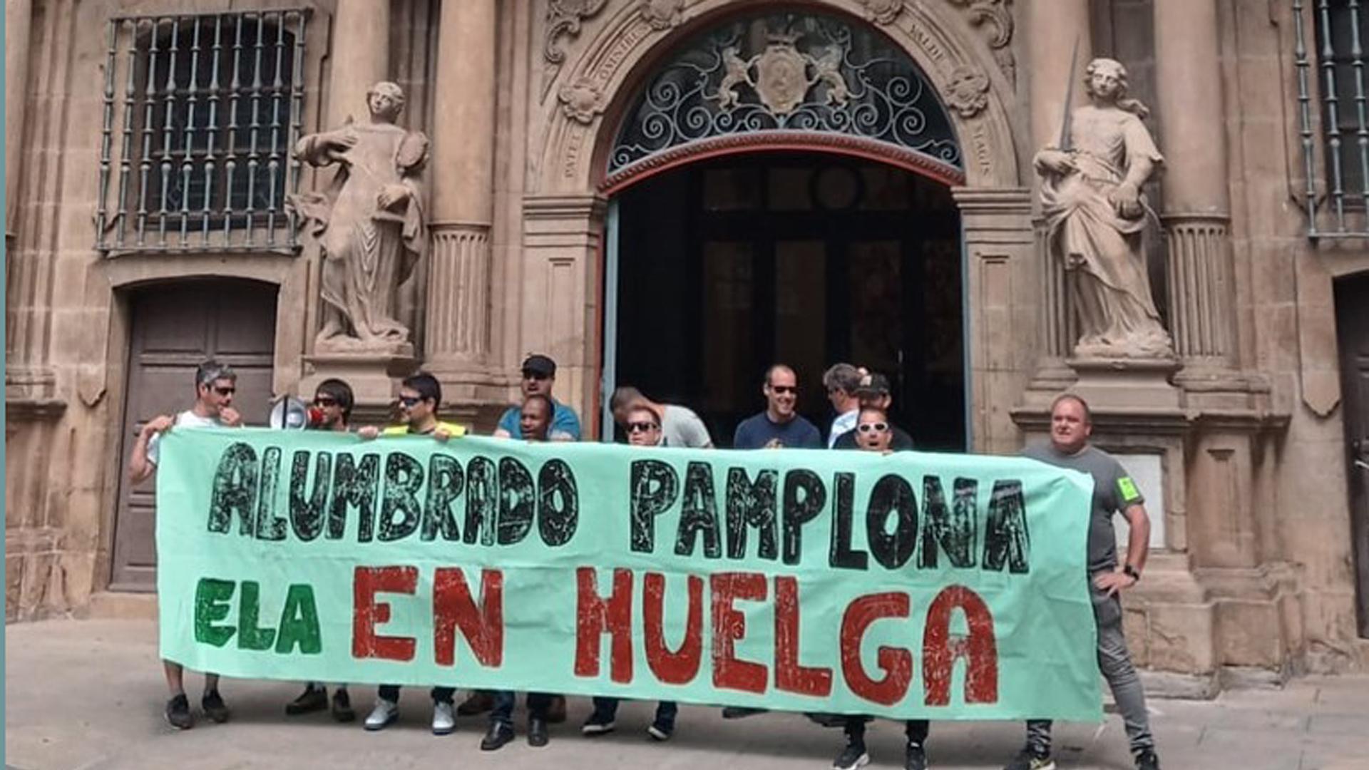 Continúa la huelga en UTE alumbrado de Pamplona por un convenio que garantice el poder adquisitivo