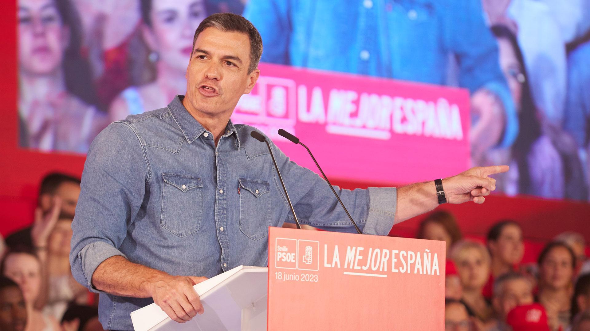 Pedro Sánchez interviene en un acto en Dos Hermanas (Sevilla)
