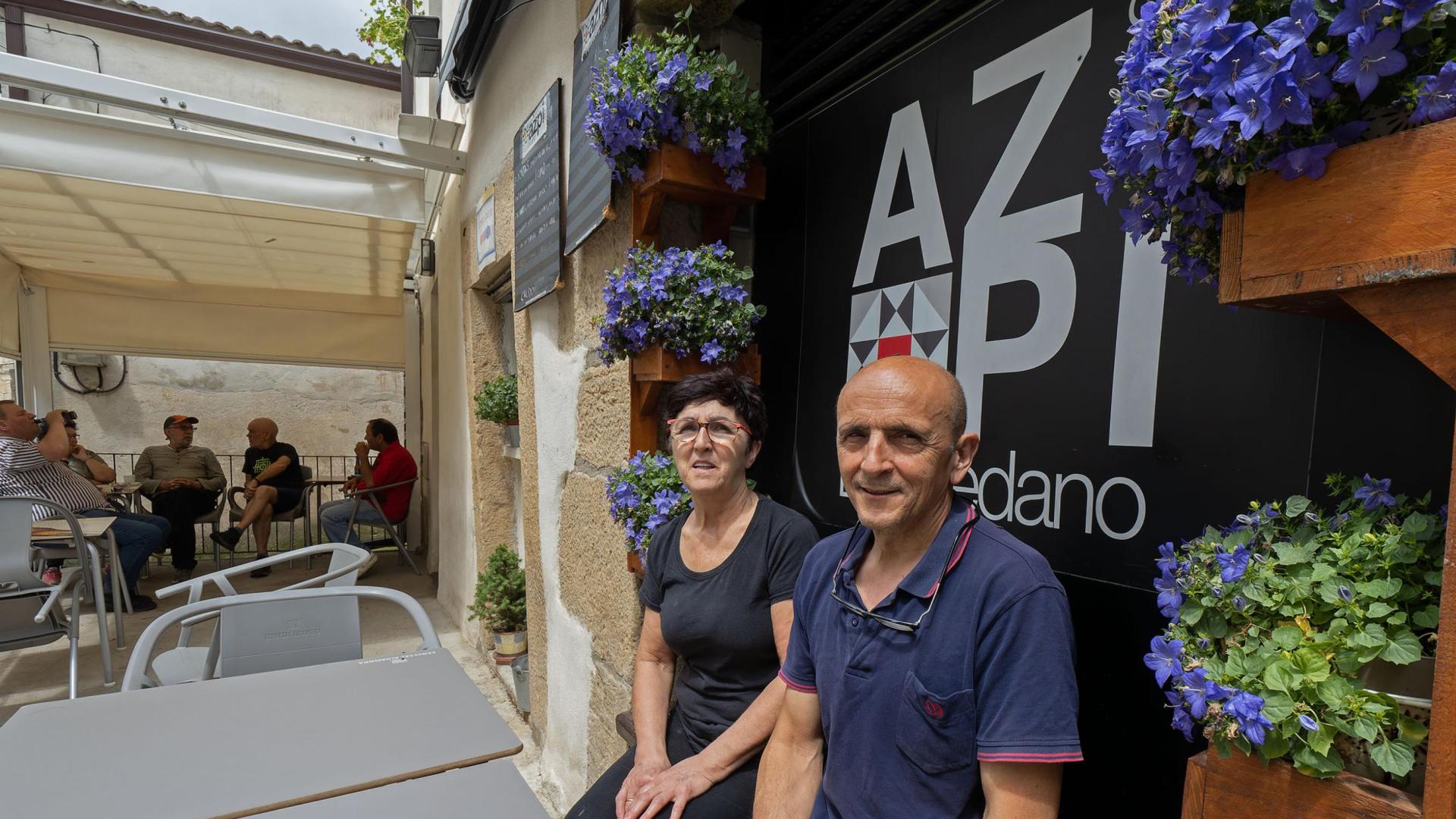 *A:MONTXO A.G.
*F: 2023-06-22
*L: BAQUEDANO
*T: NEGOCIOS DE HOSTELERIA BAR AZPI
*P: